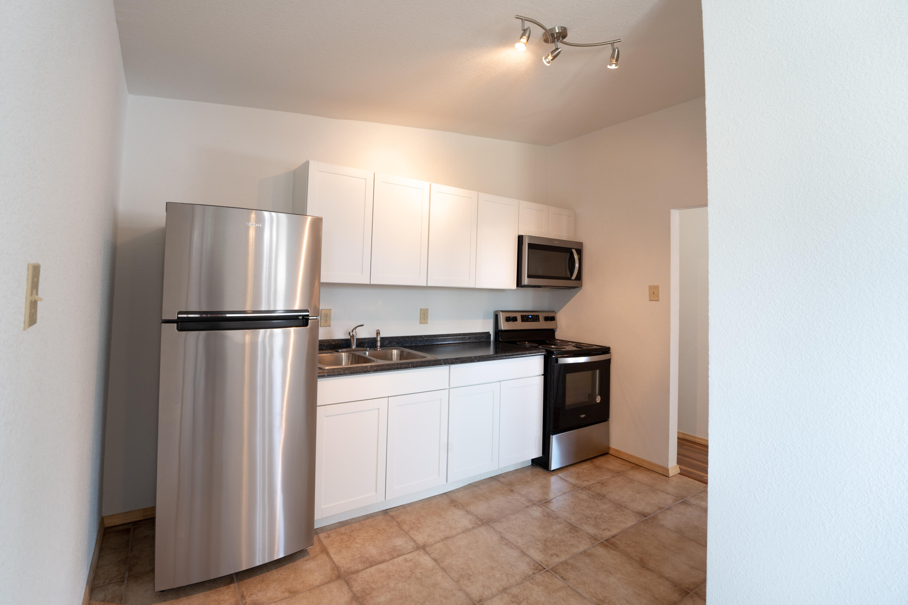 1001 Esperanza Drive