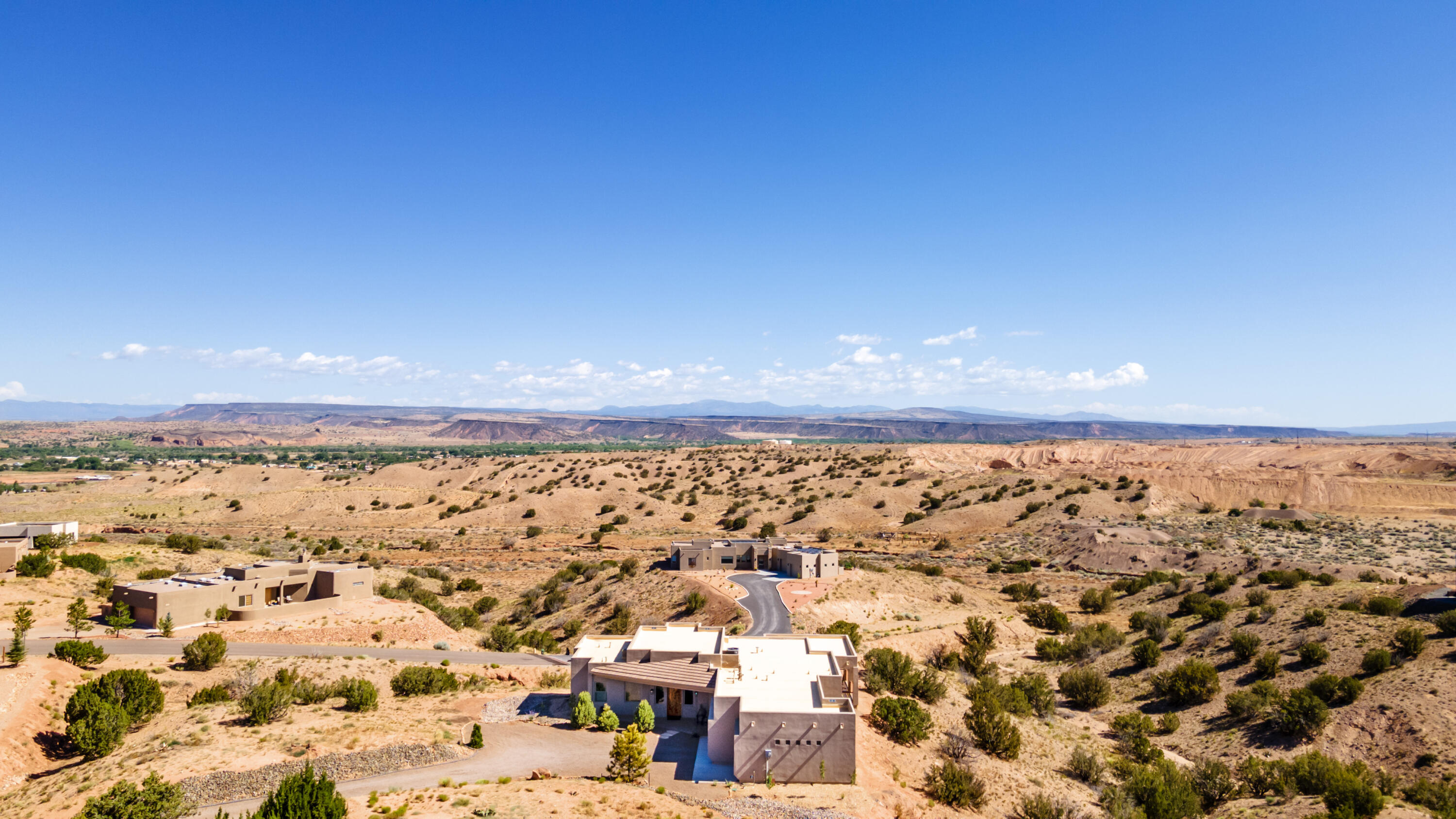 16 Mimbres Court Court