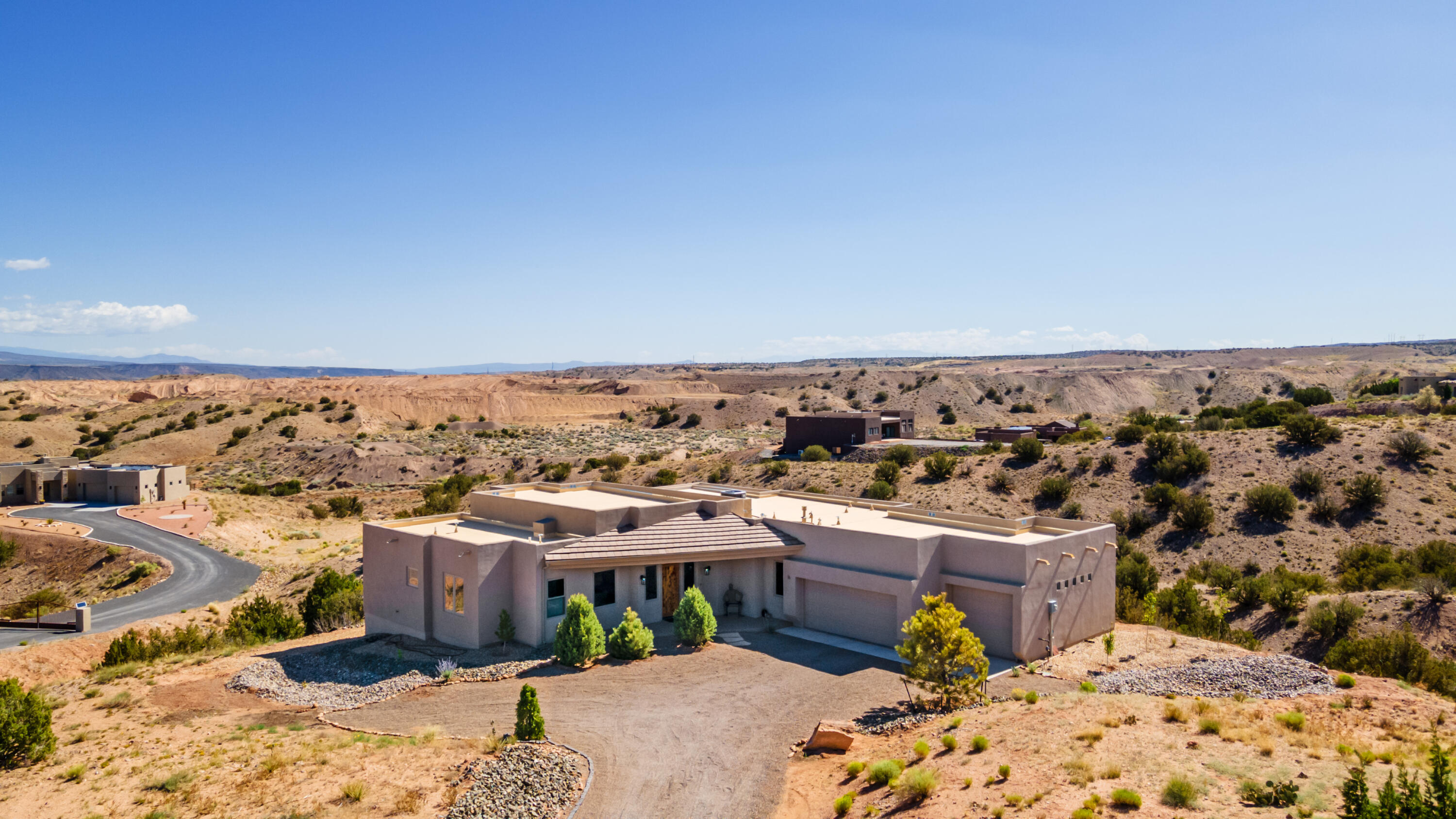 16 Mimbres Court Court