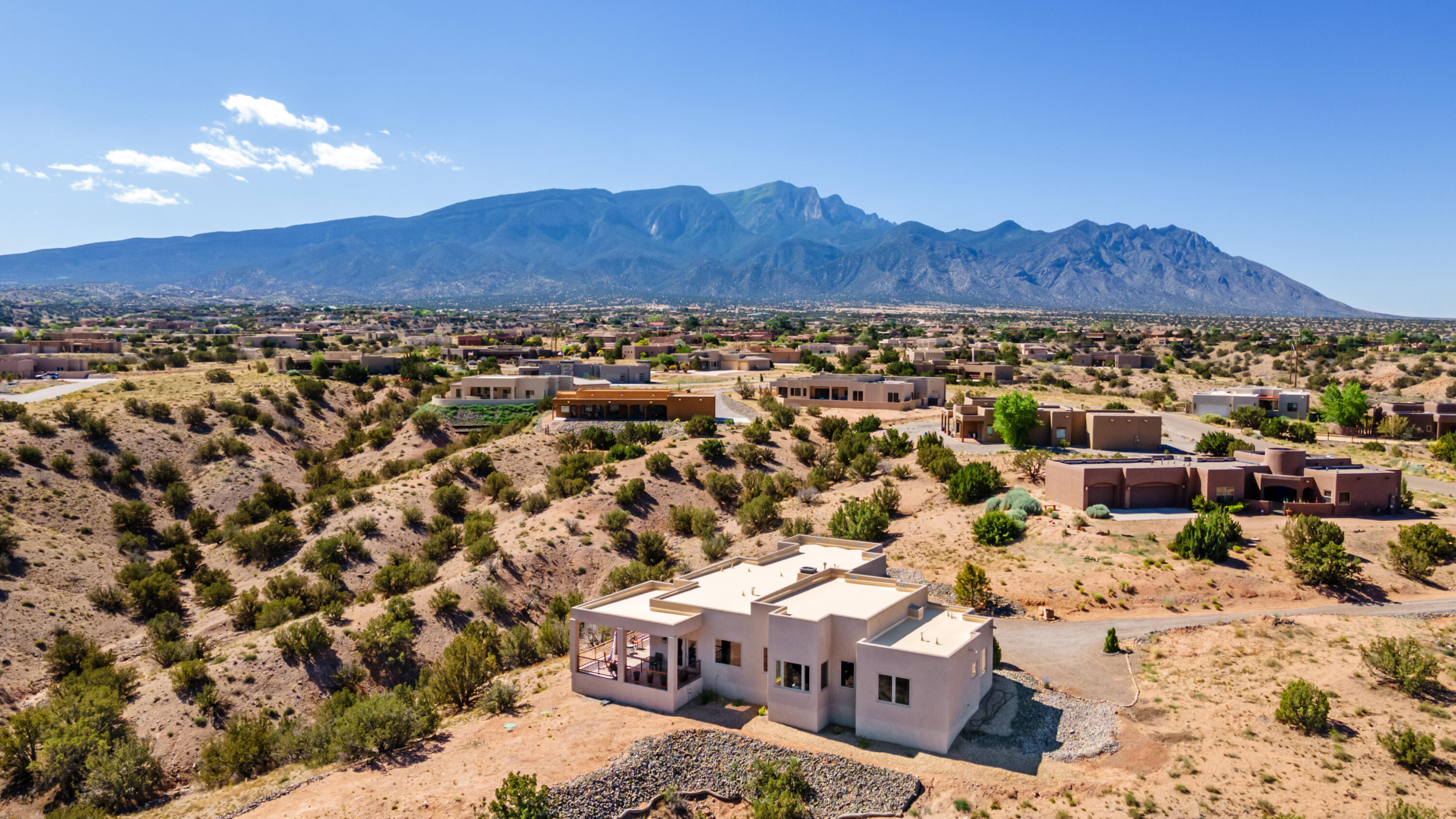 16 Mimbres Court Court