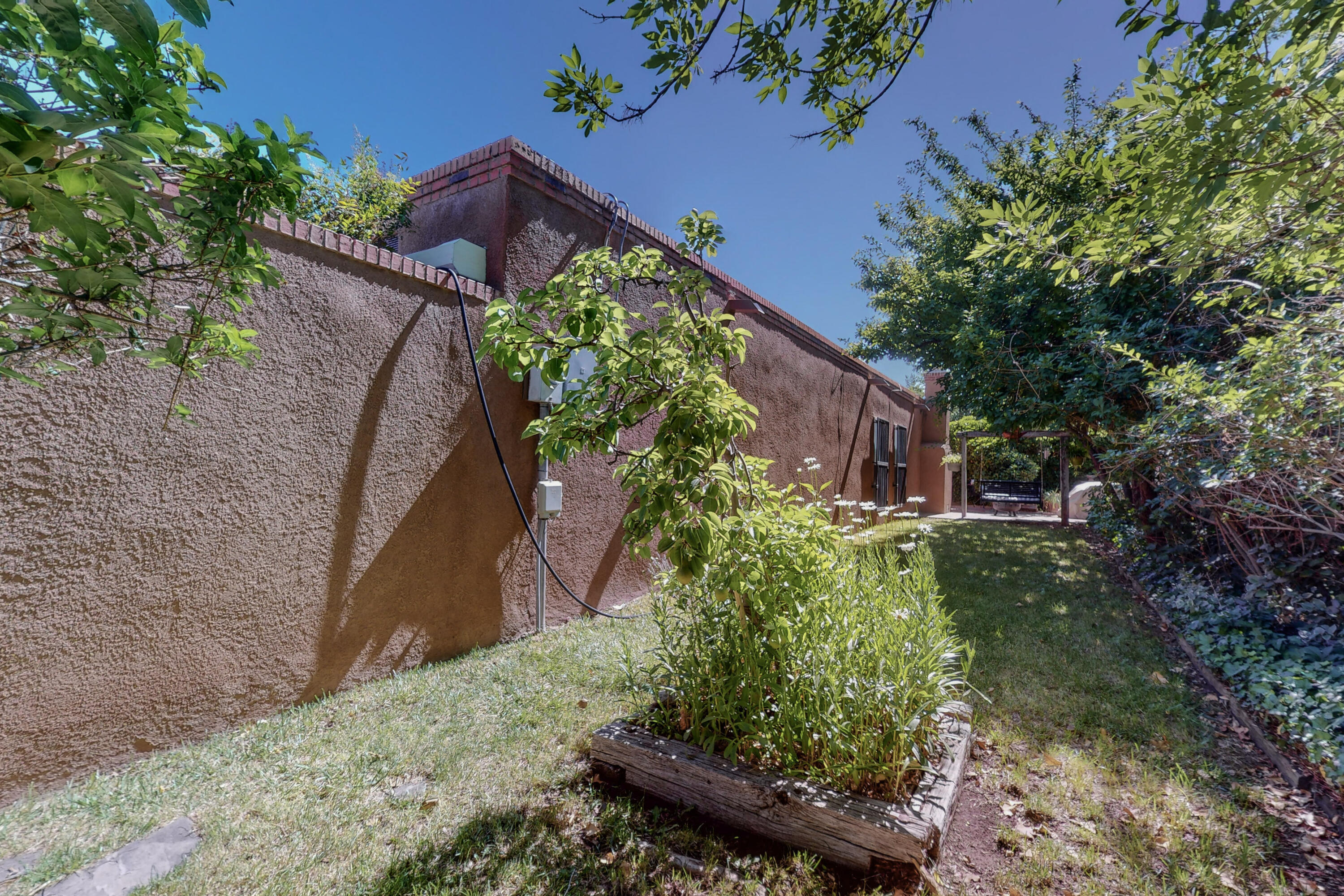 10230 Cielito Lindo NE