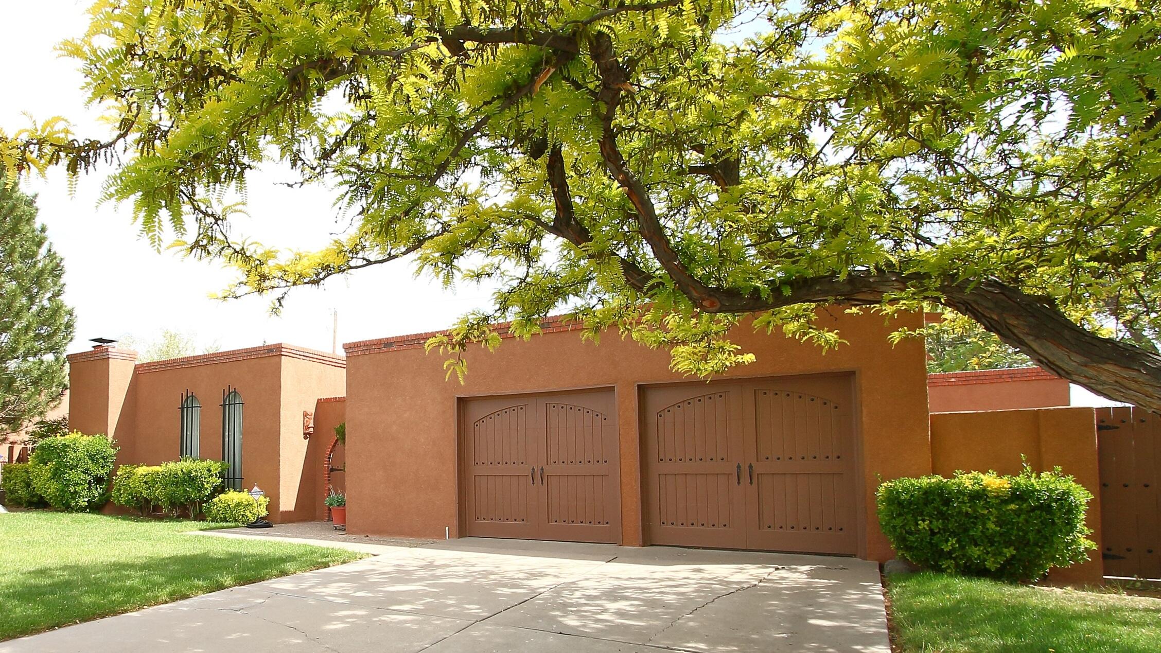 10230 Cielito Lindo NE