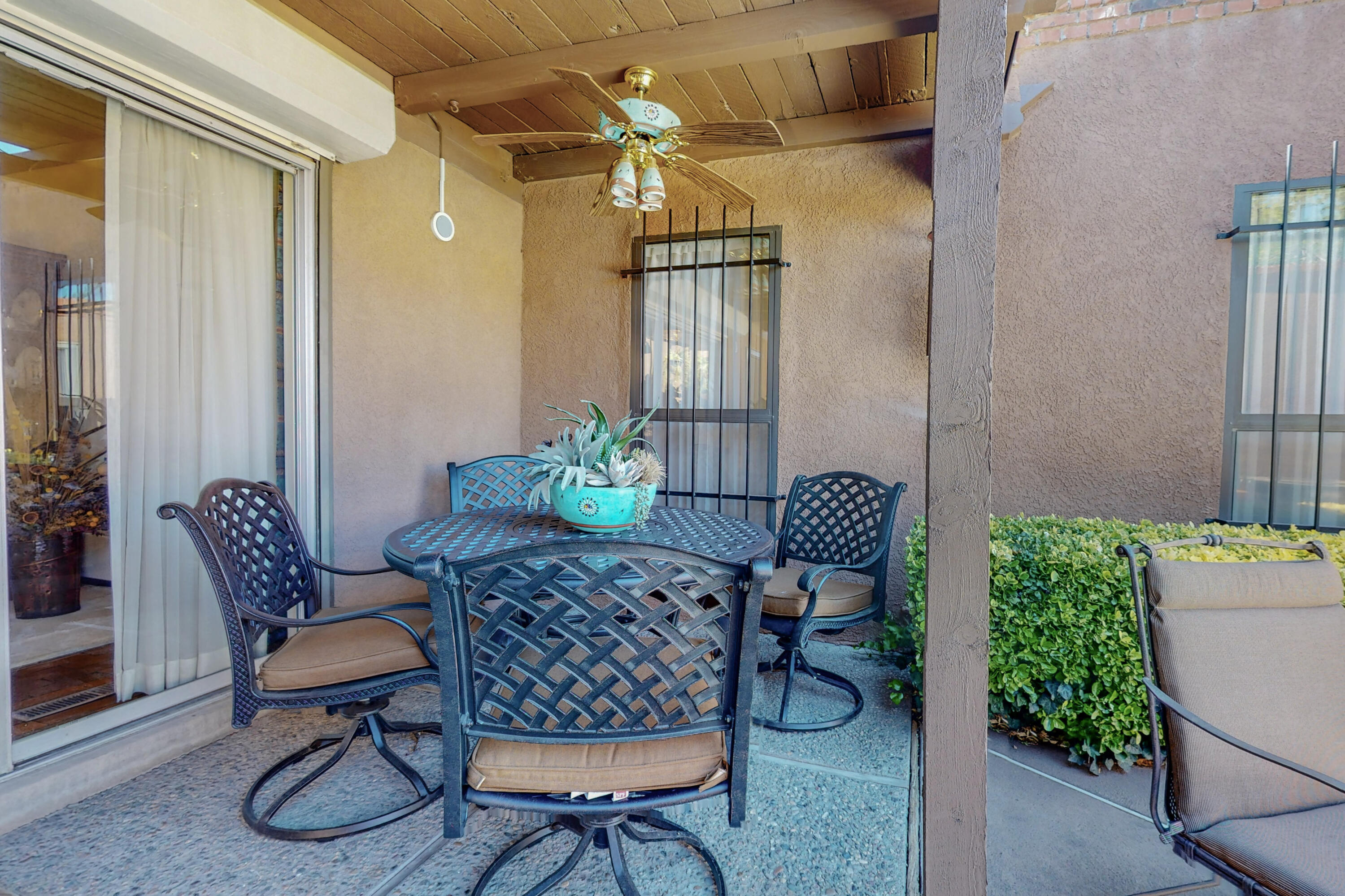 10230 Cielito Lindo NE