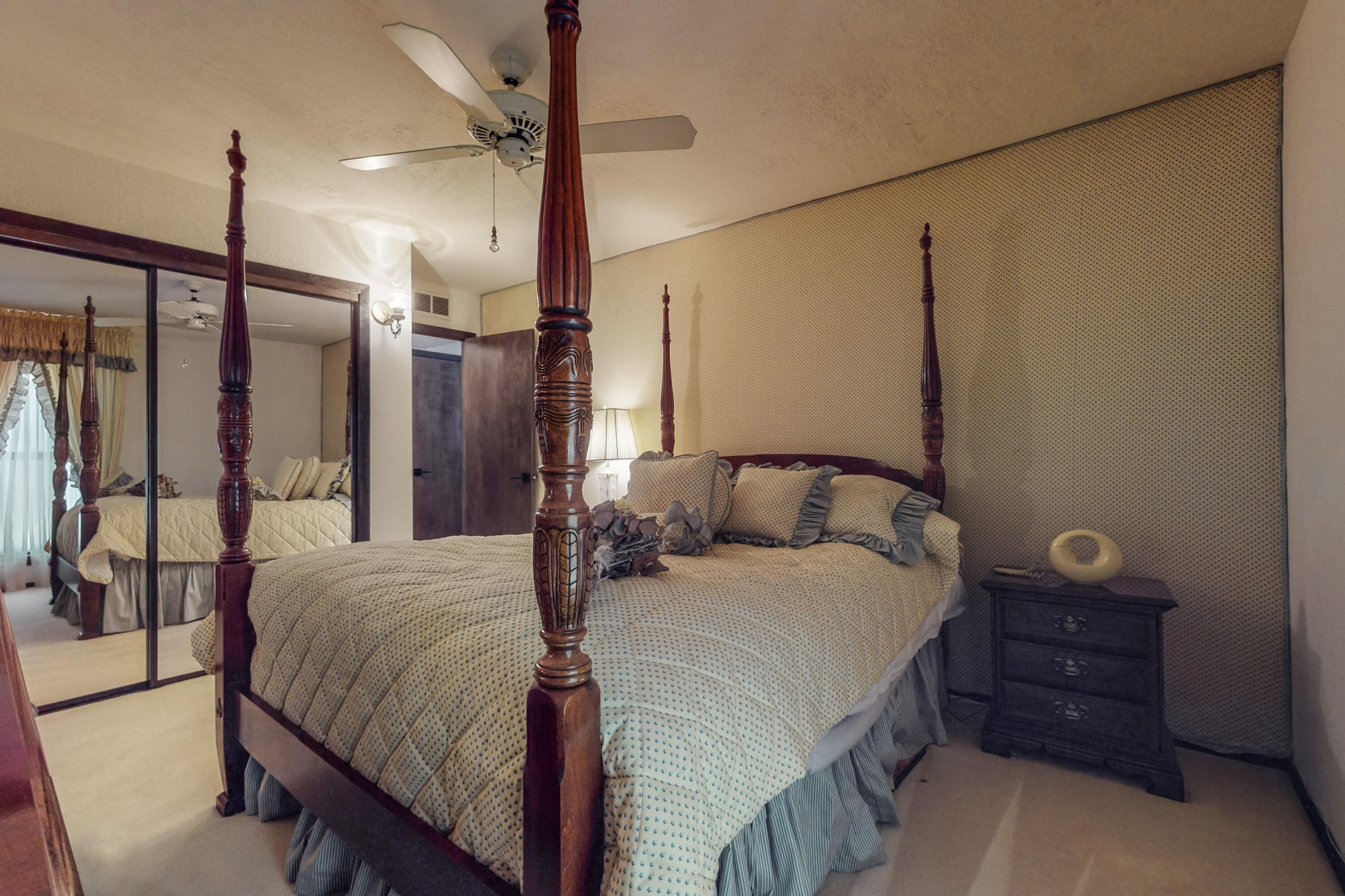 10230 Cielito Lindo NE