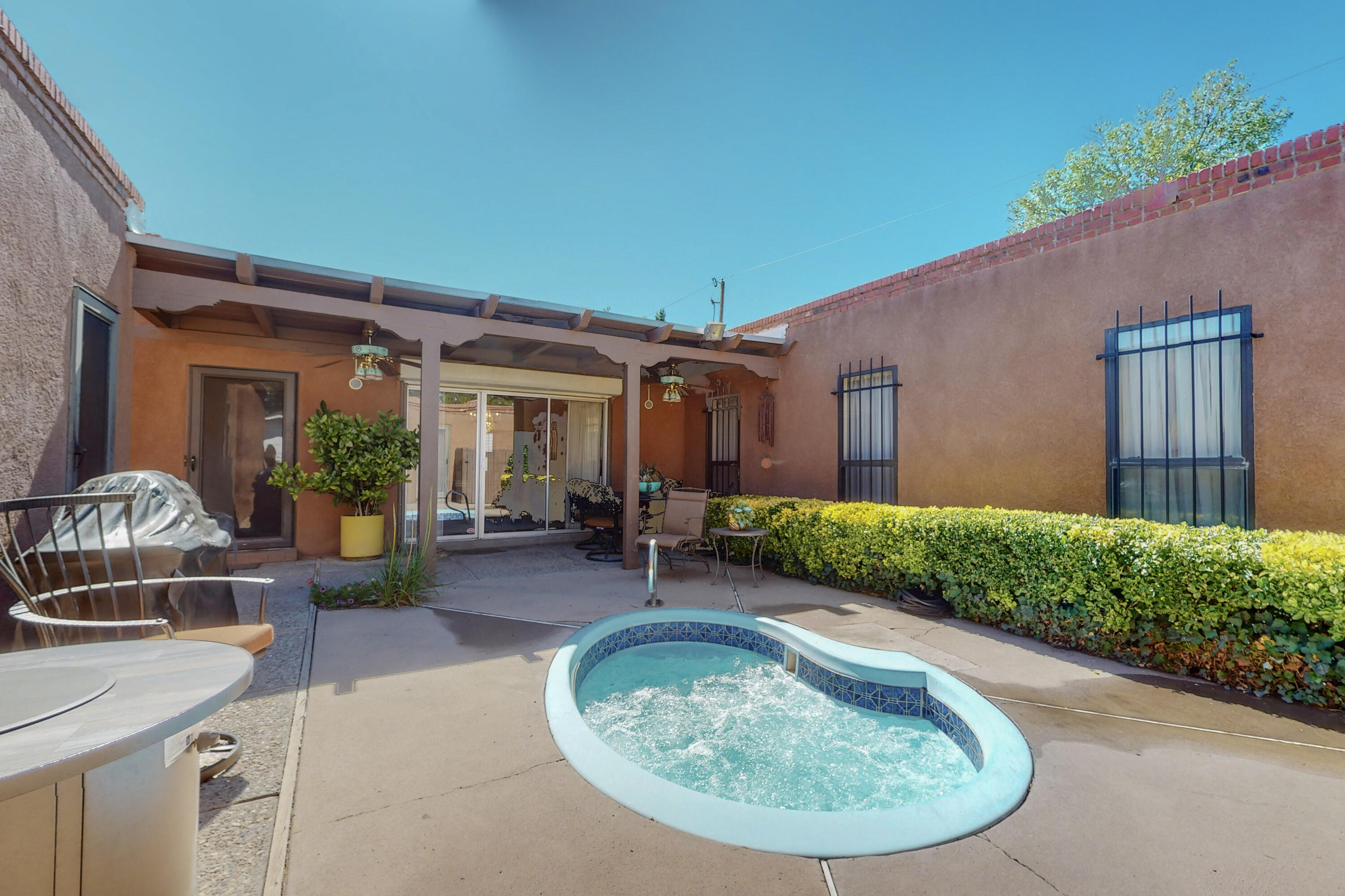 10230 Cielito Lindo NE