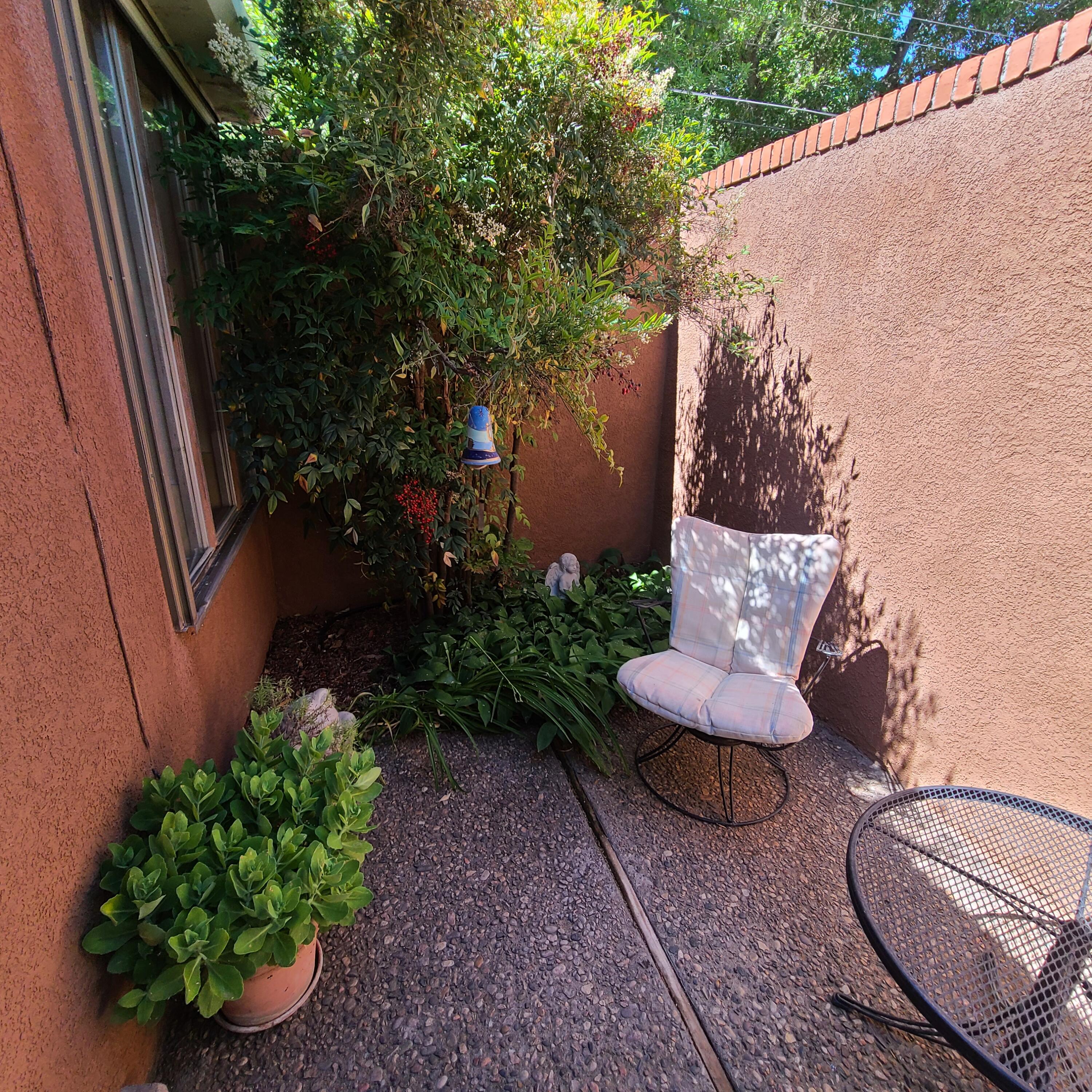 10230 Cielito Lindo NE