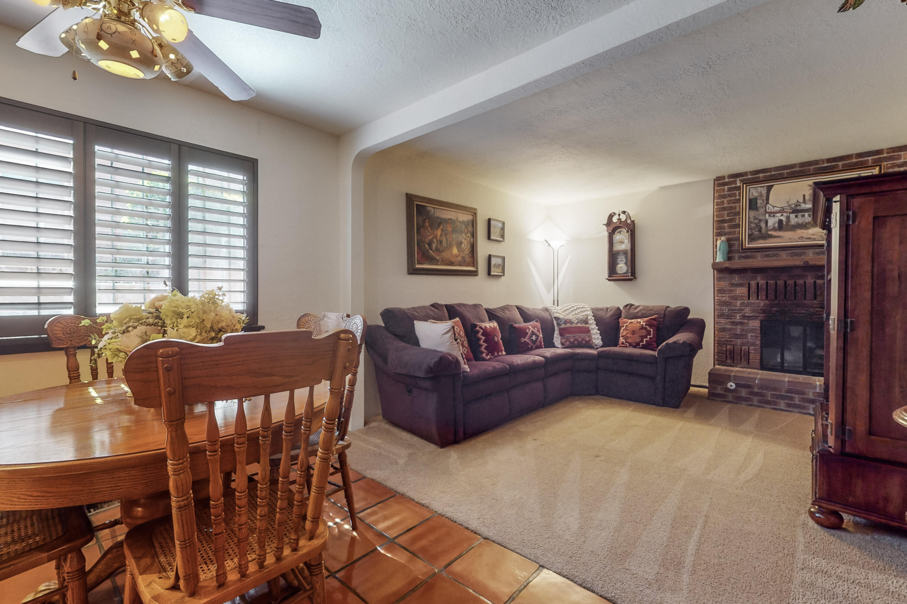 10230 Cielito Lindo NE