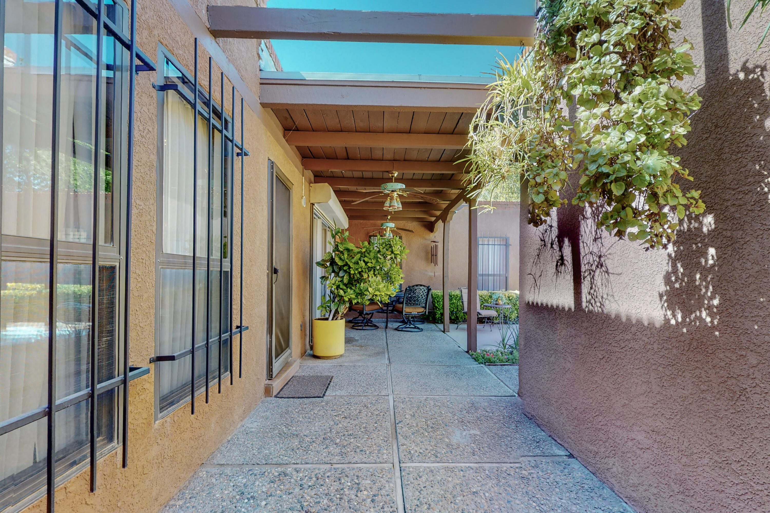 10230 Cielito Lindo NE