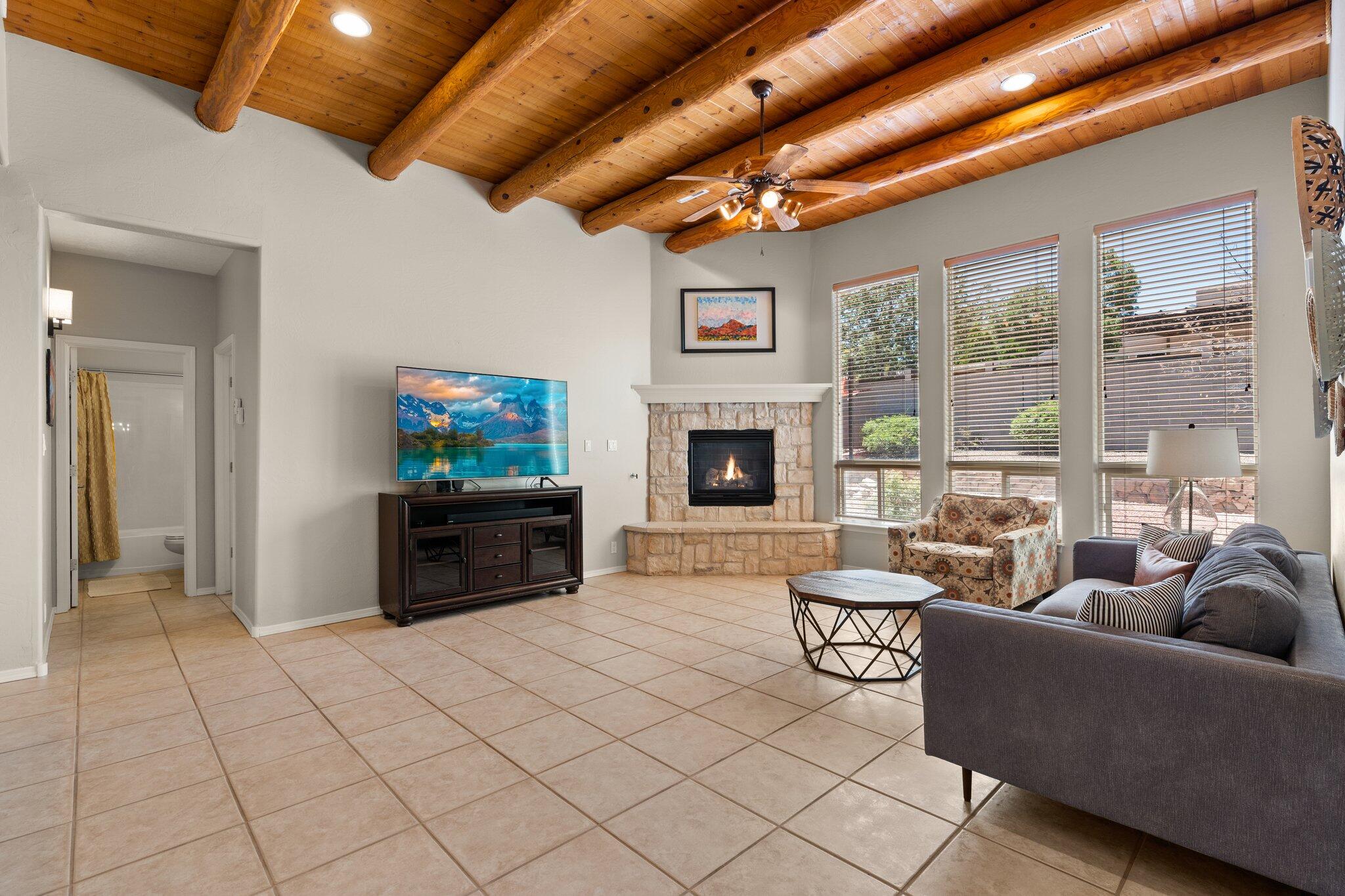 6408 Freemont Hills Loop NE