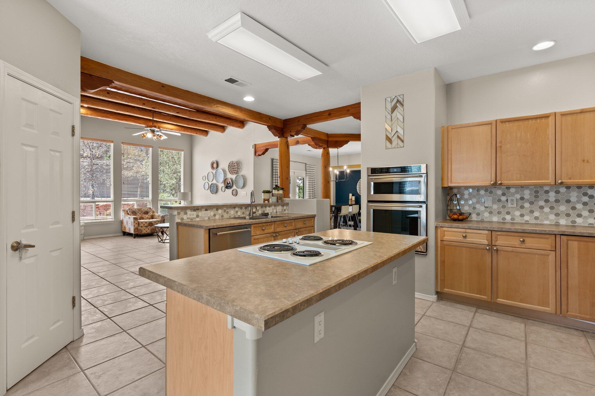 6408 Freemont Hills Loop NE