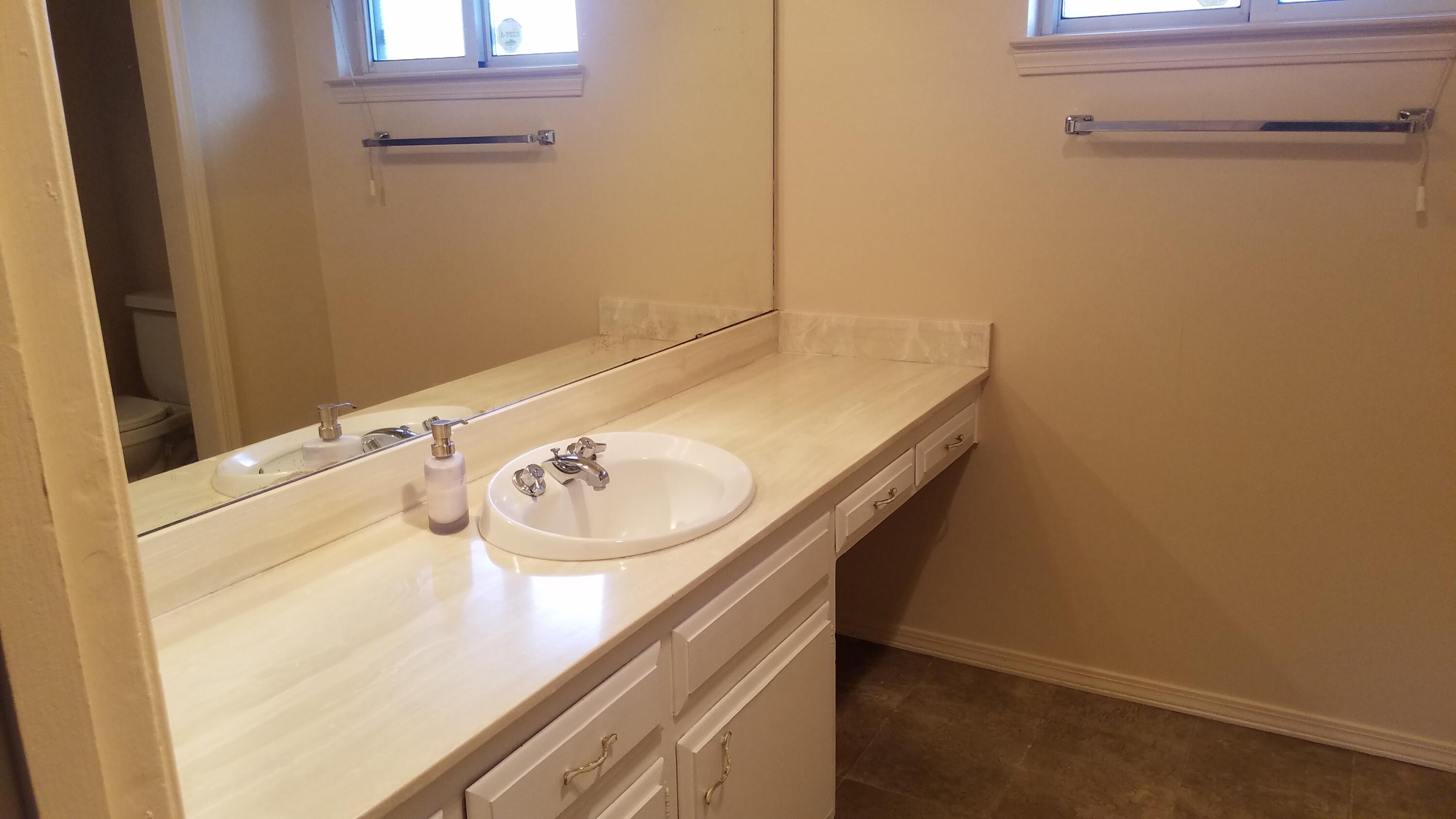 7004 Carriage Road NE