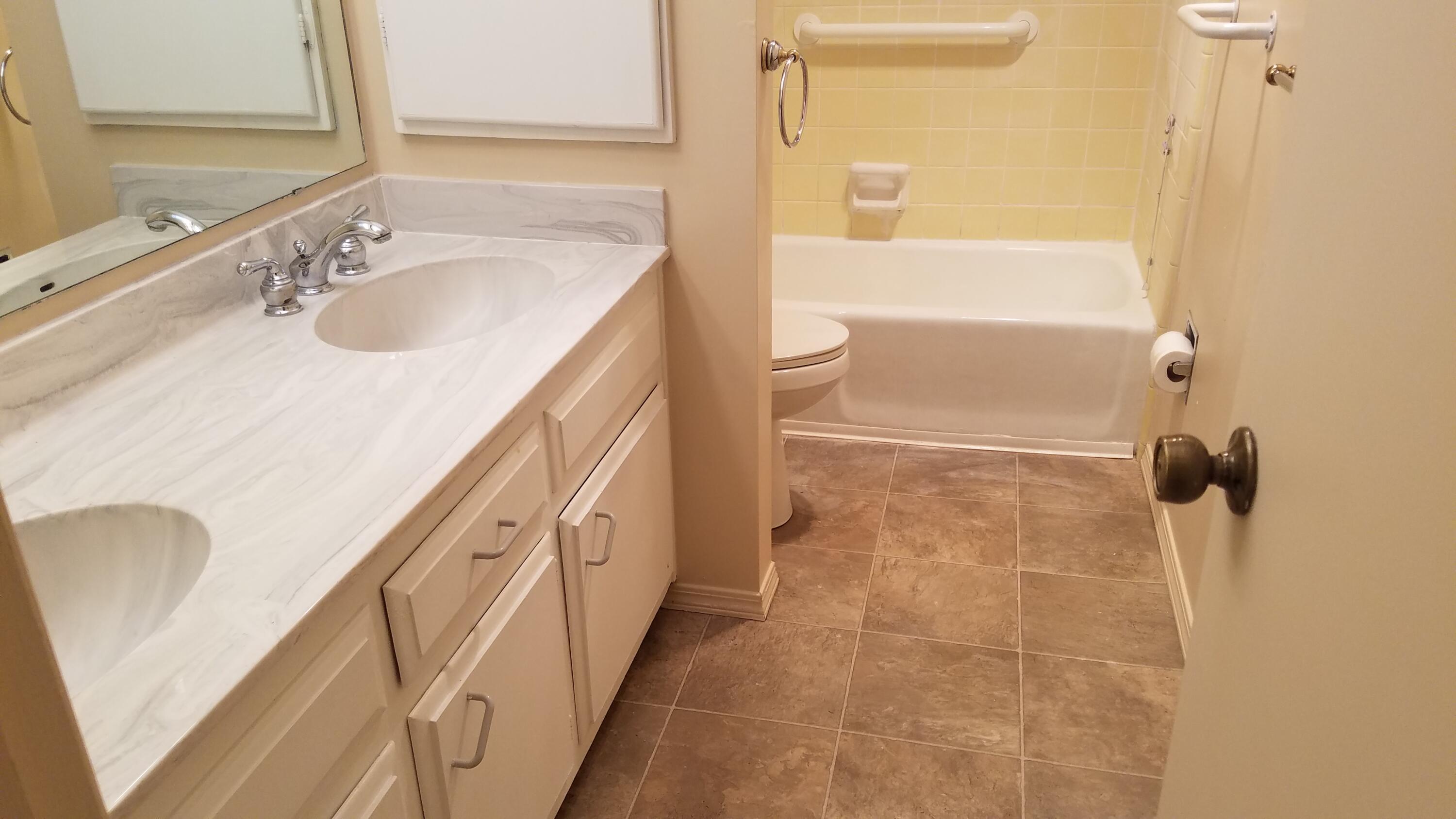 7004 Carriage Road NE