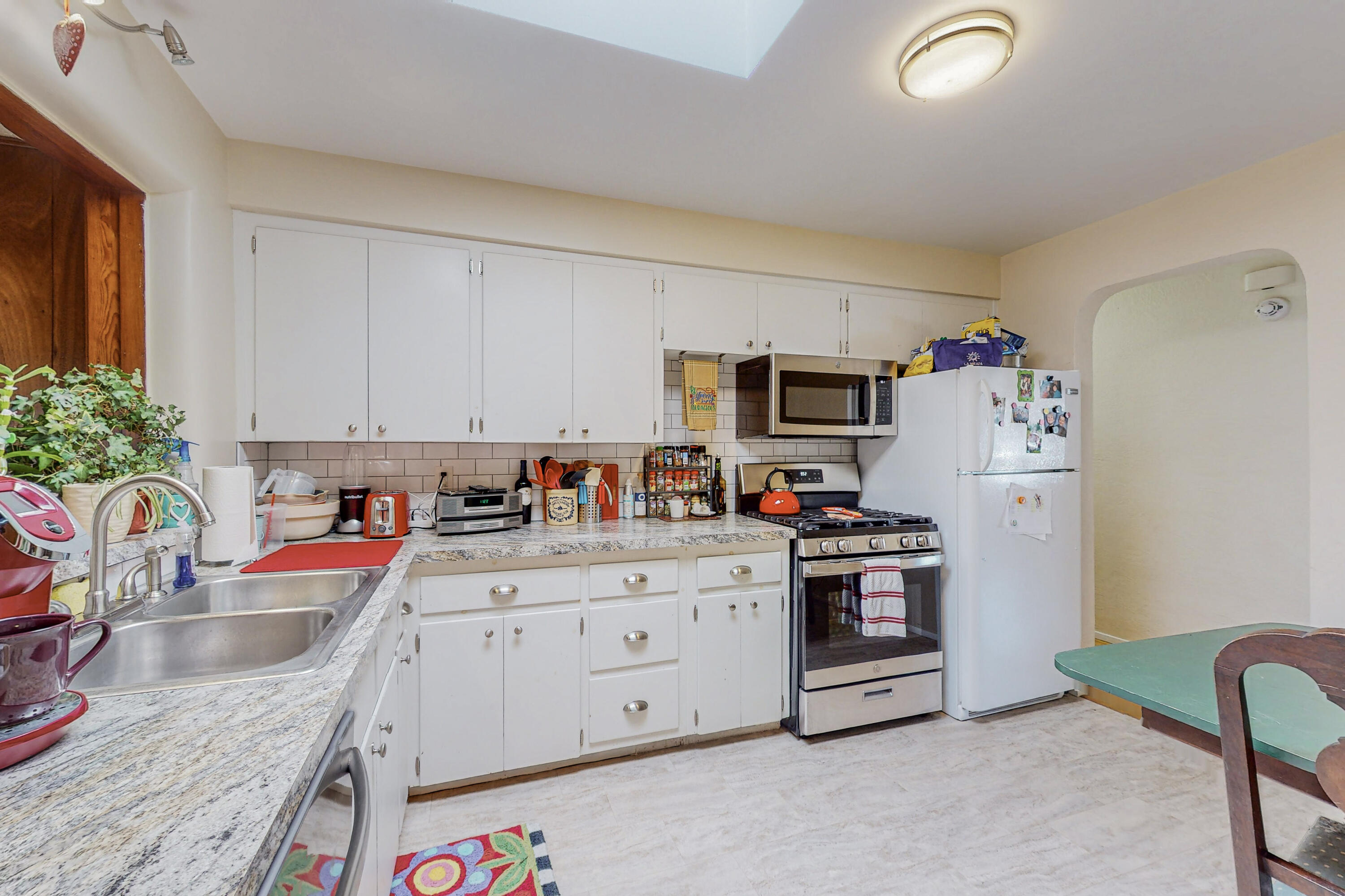 2725 Vermont Street NE