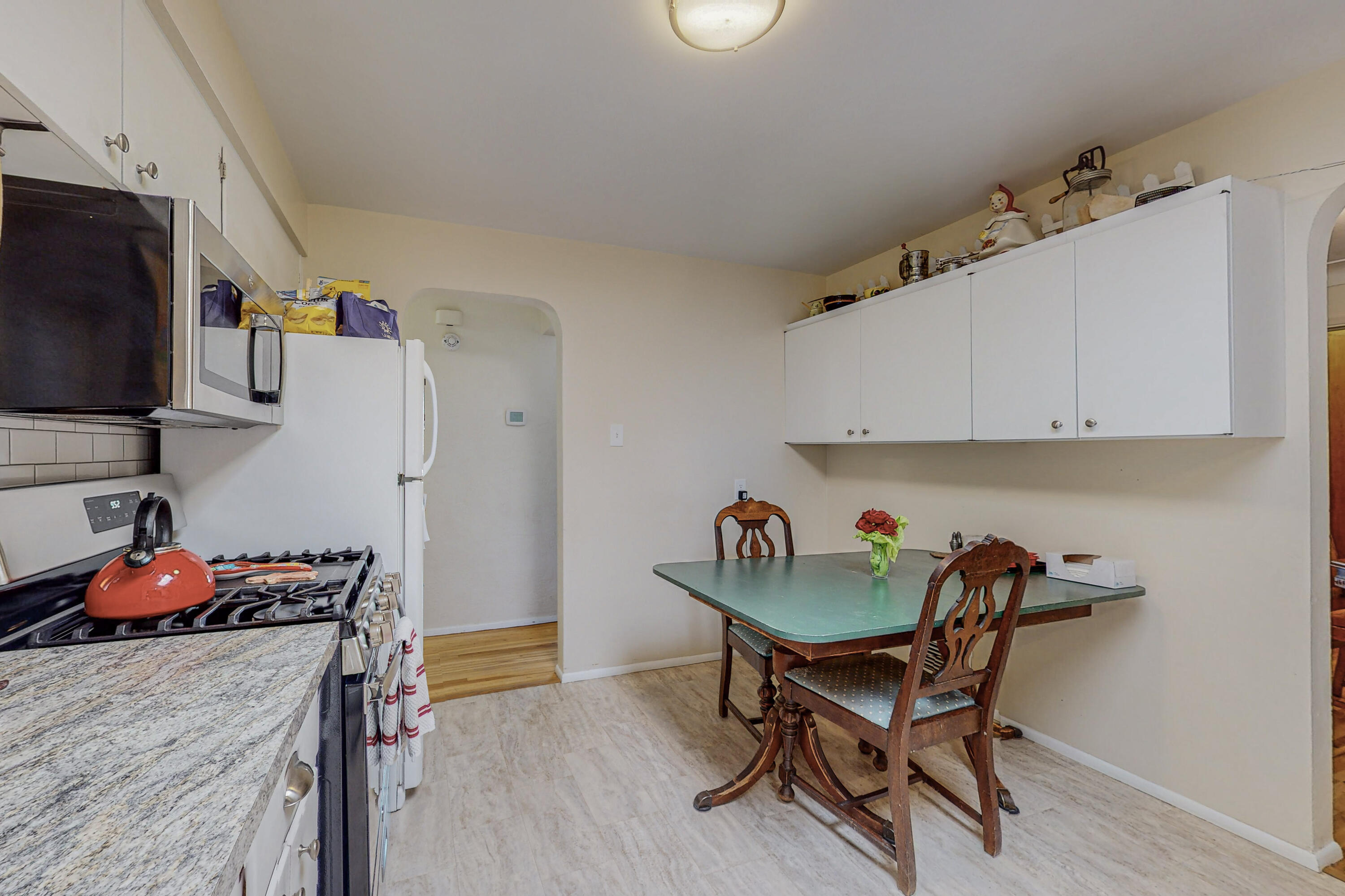 2725 Vermont Street NE