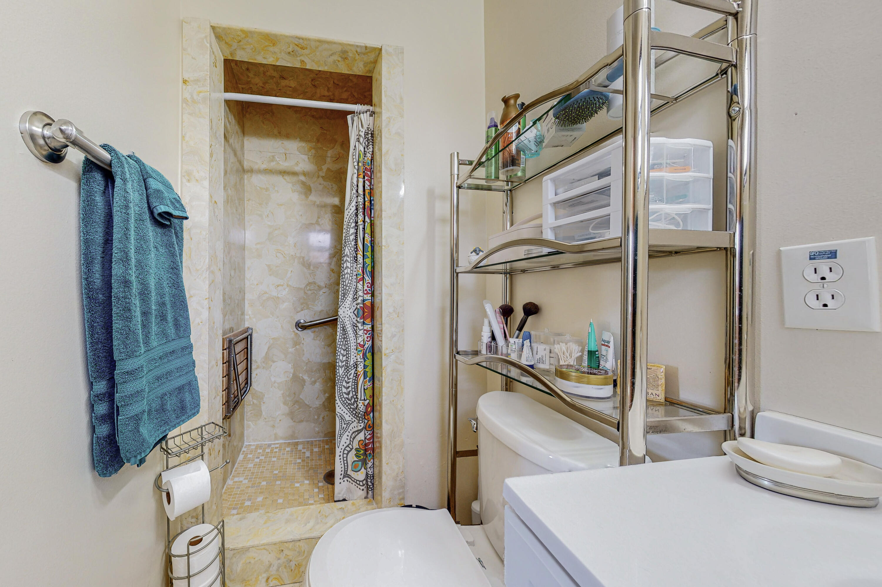 2725 Vermont Street NE