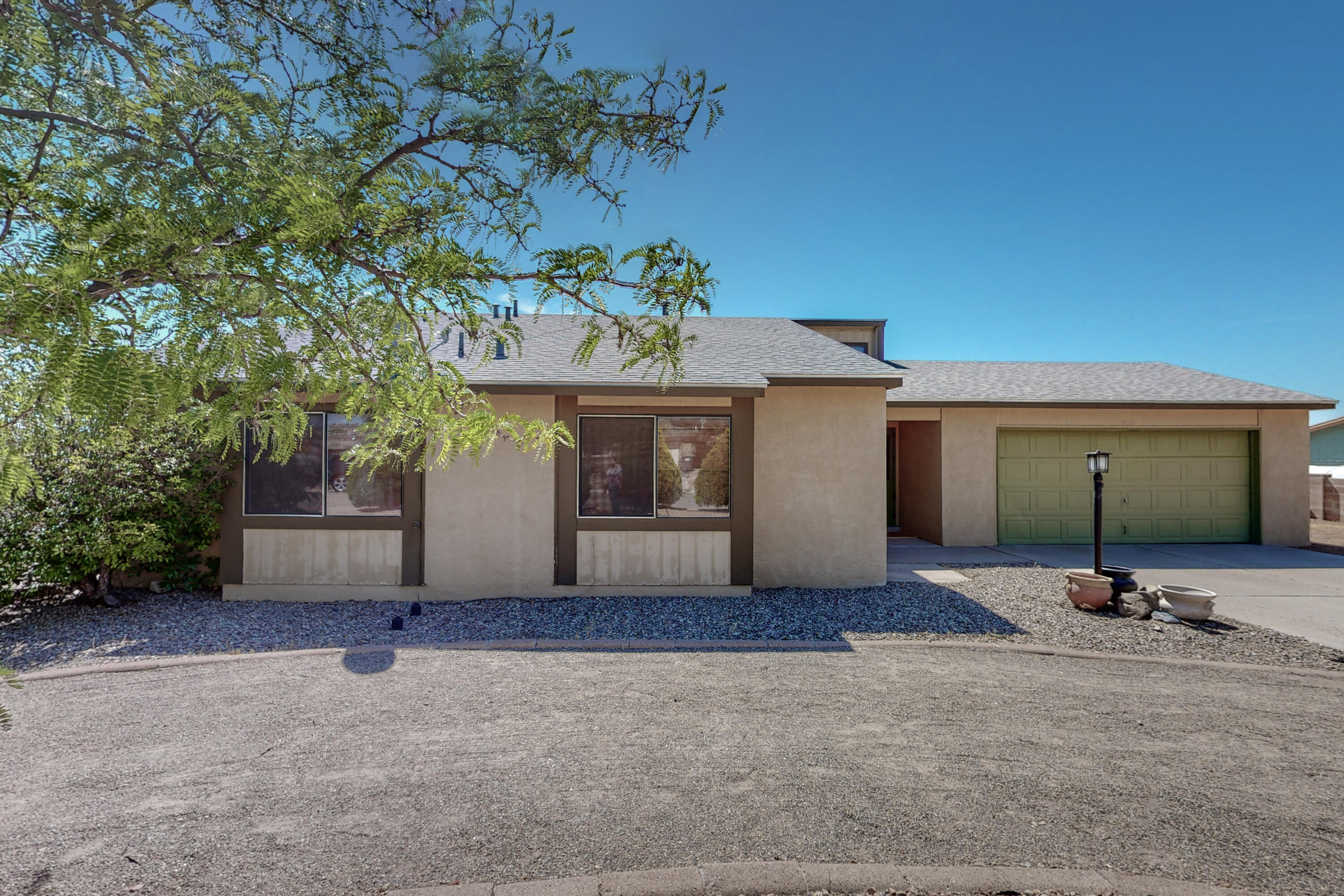 466 Feldspar Drive NE