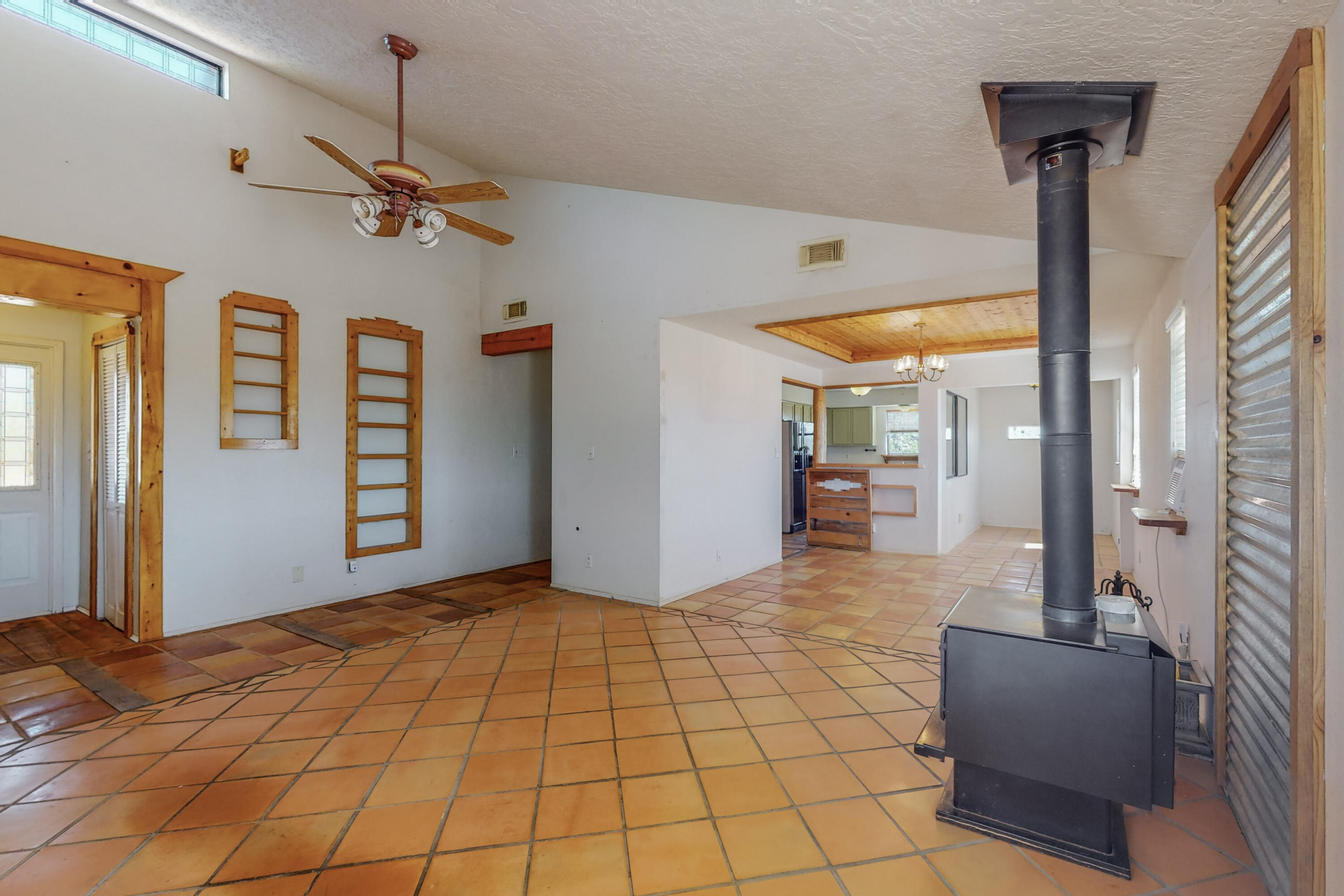 466 Feldspar Drive NE