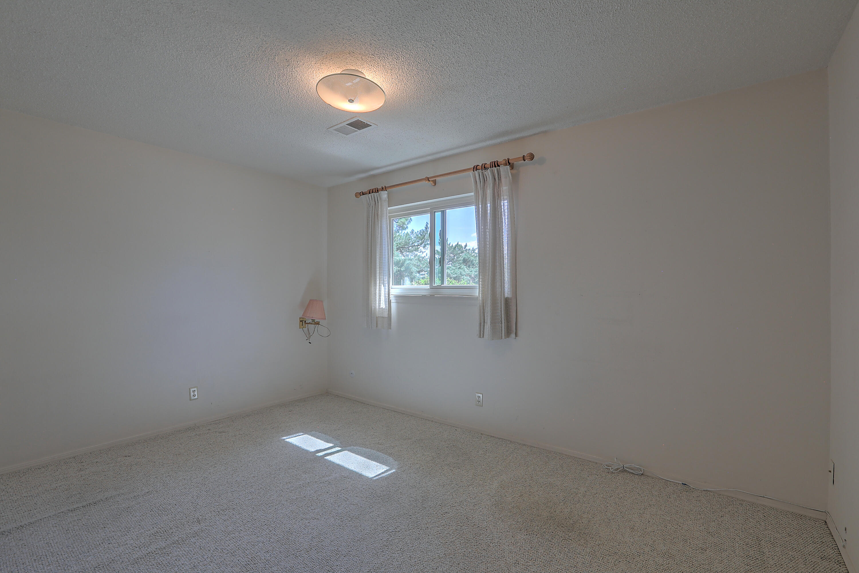 1004 Casa Grande Court NE