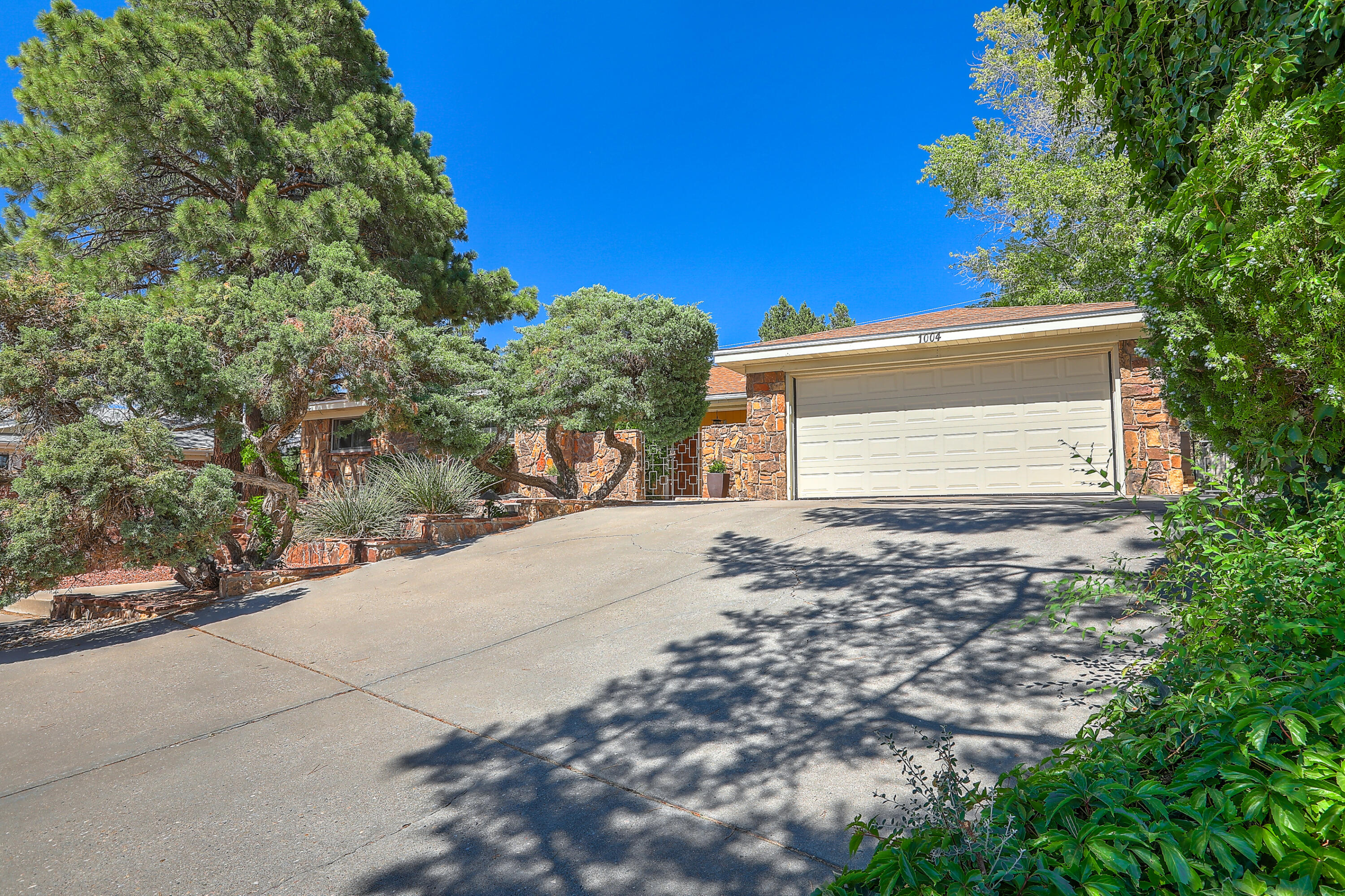 1004 Casa Grande Court NE