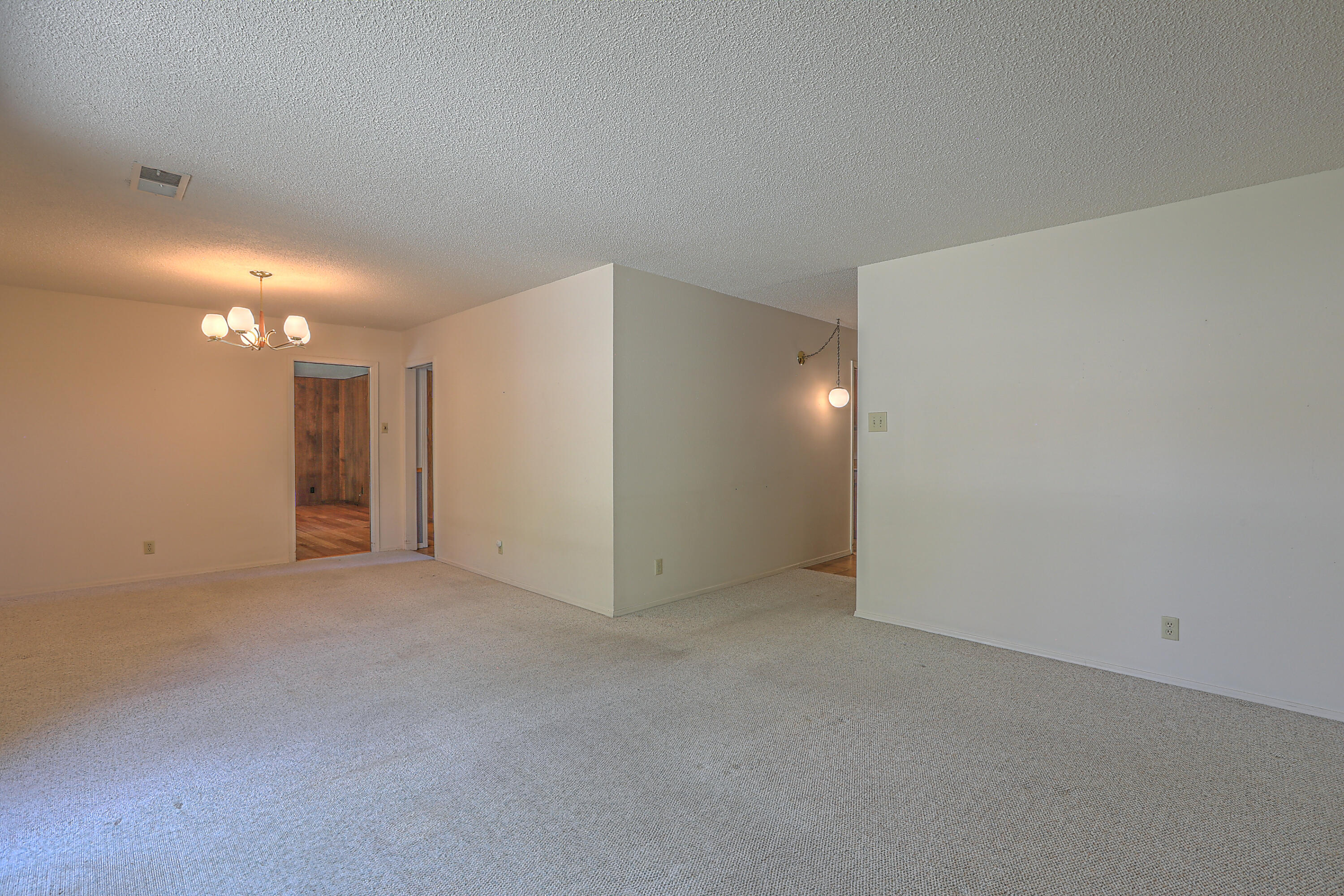 1004 Casa Grande Court NE