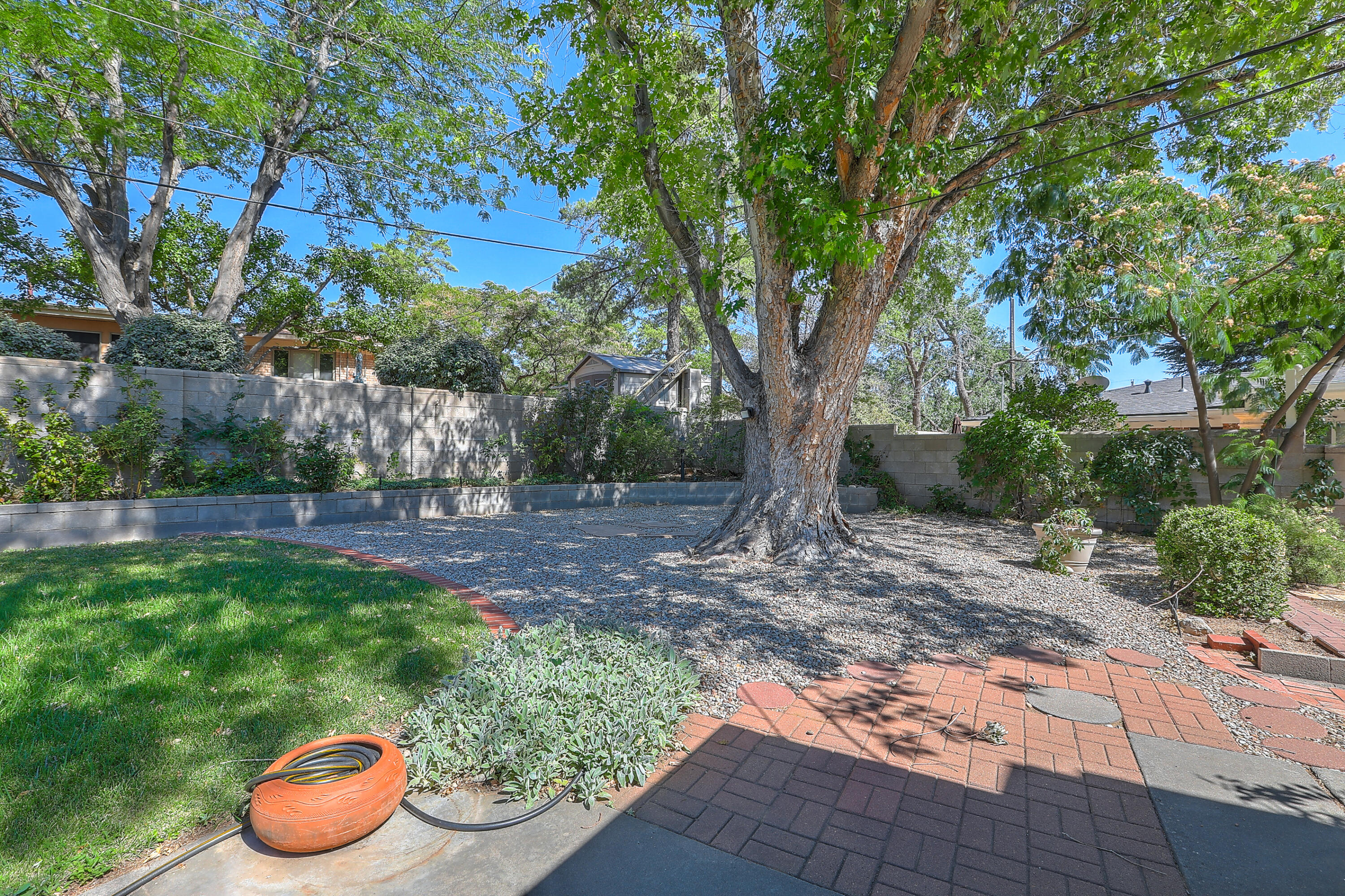 1004 Casa Grande Court NE