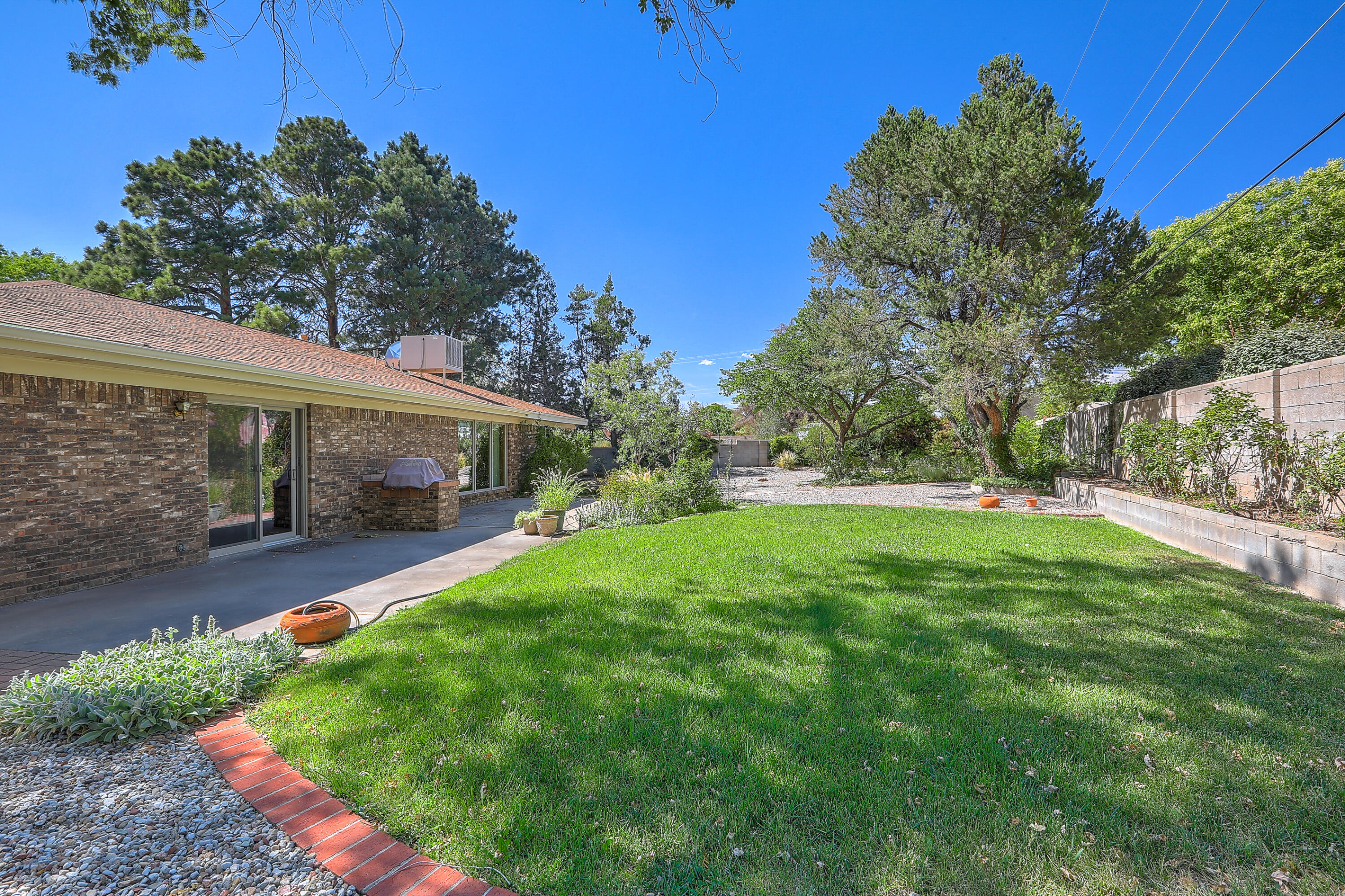 1004 Casa Grande Court NE