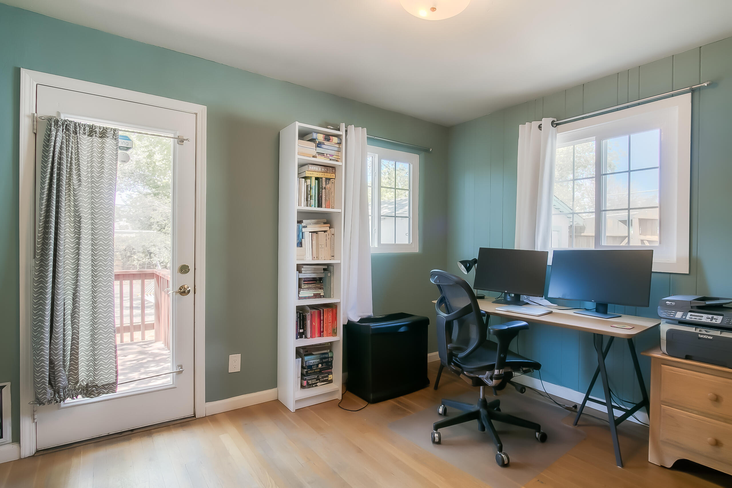 213 Hermosa Drive NE