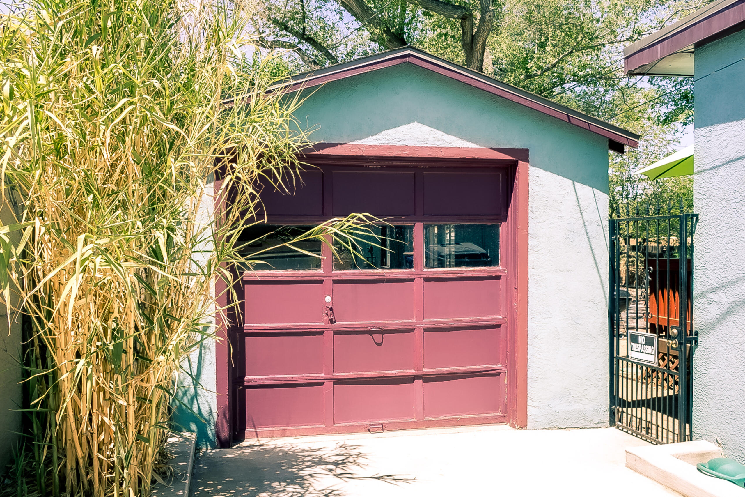 213 Hermosa Drive NE