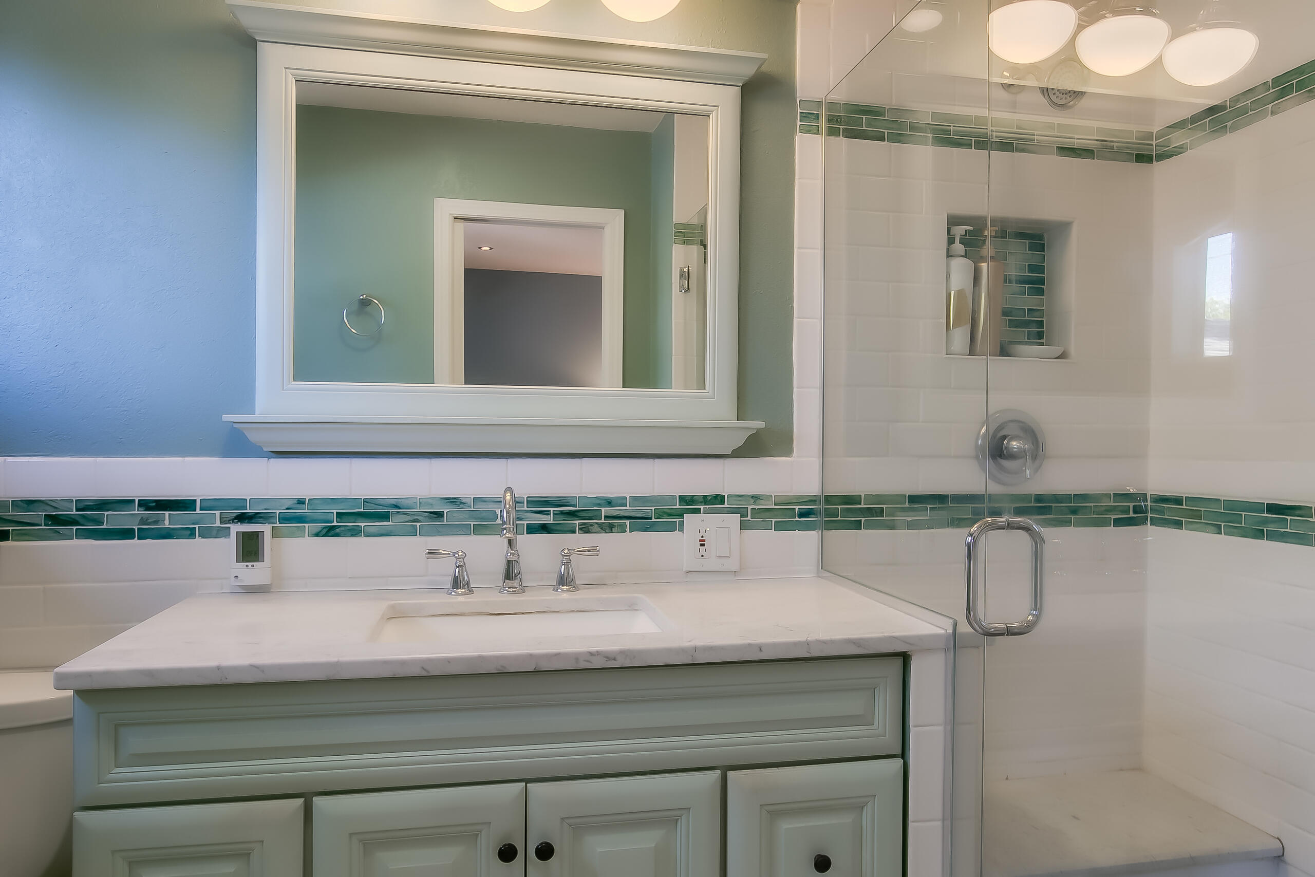 213 Hermosa Drive NE