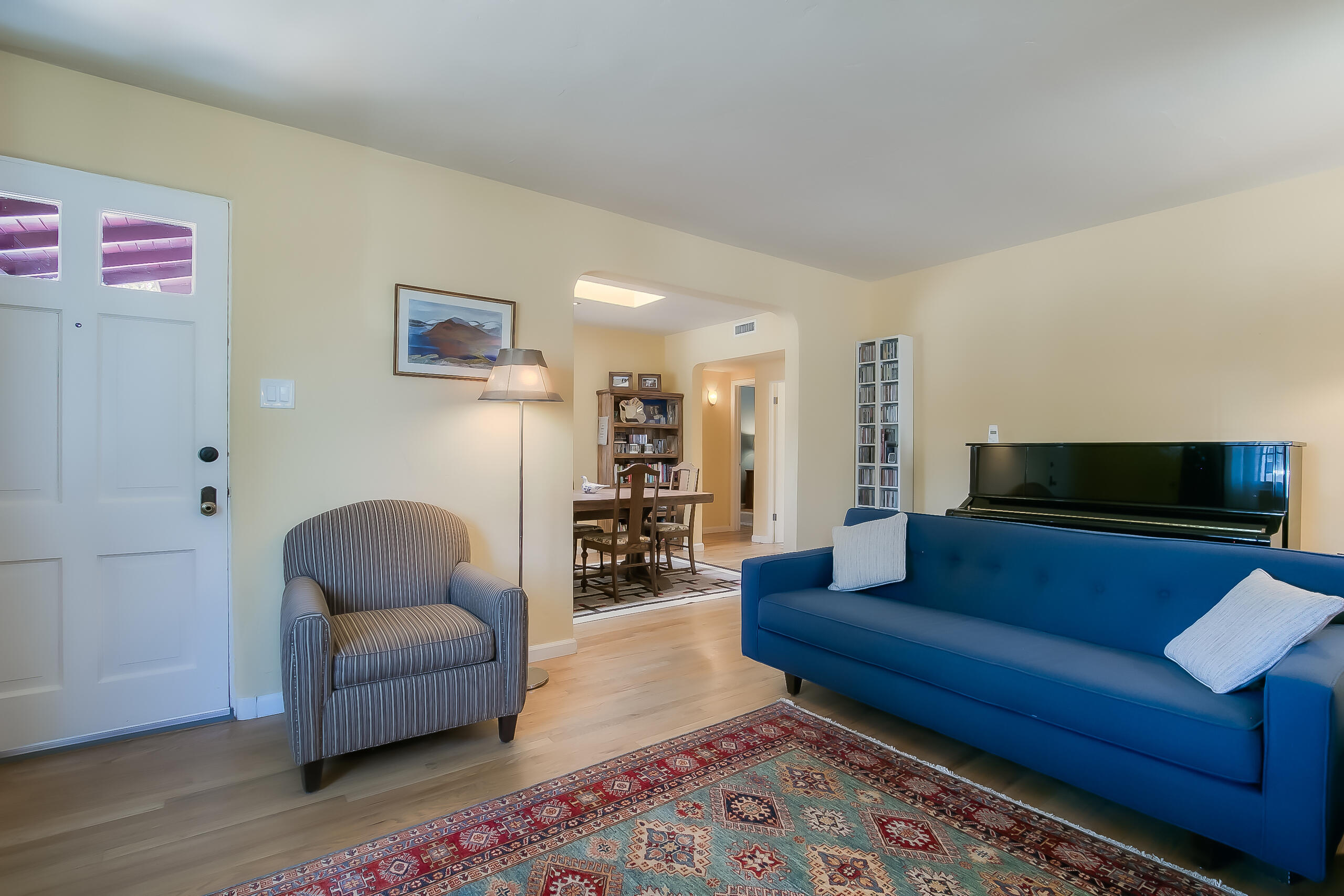 213 Hermosa Drive NE