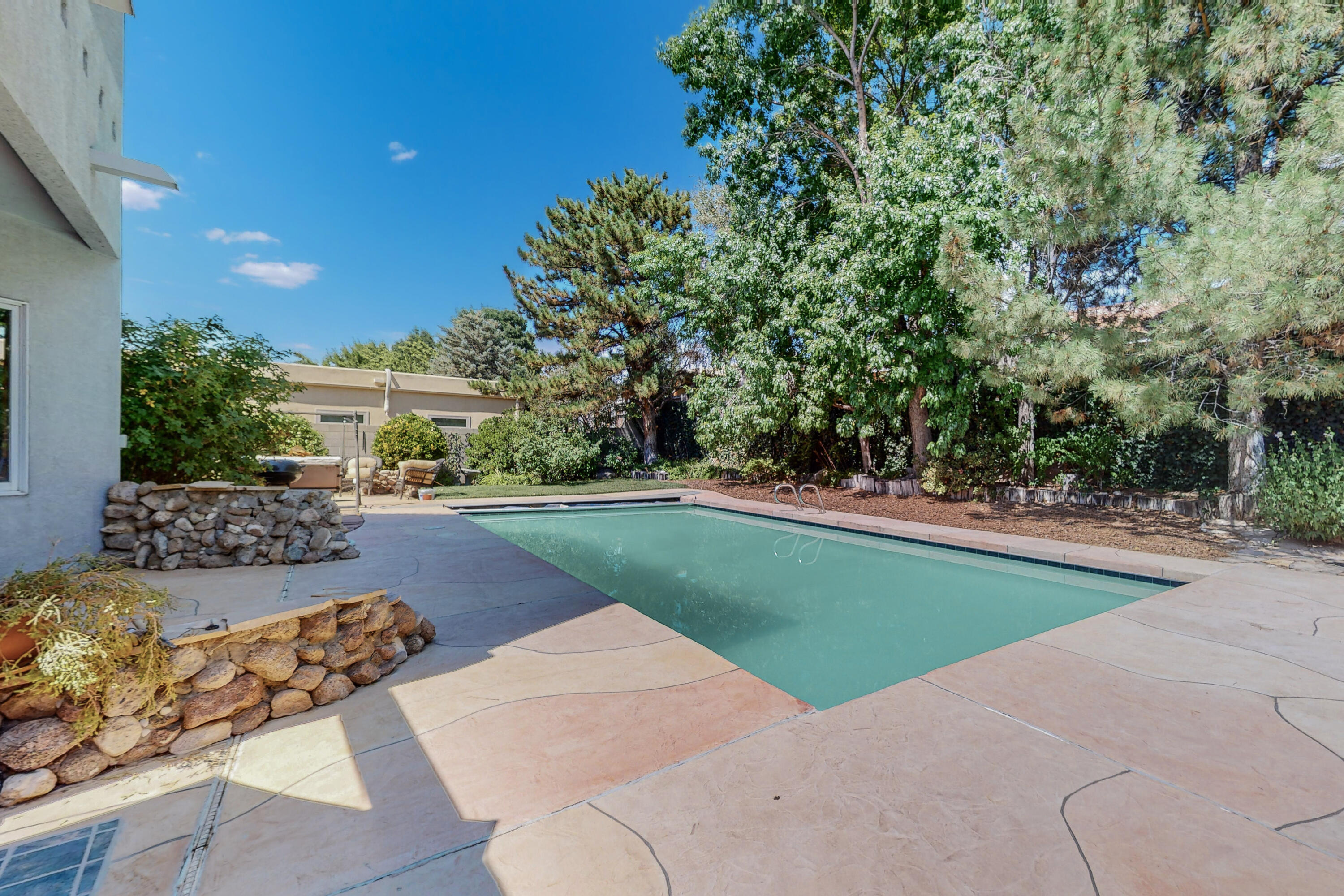 8416 Sonoma Valley Road NE