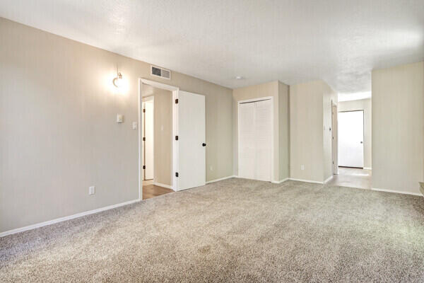 13420 Panorama Loop NE