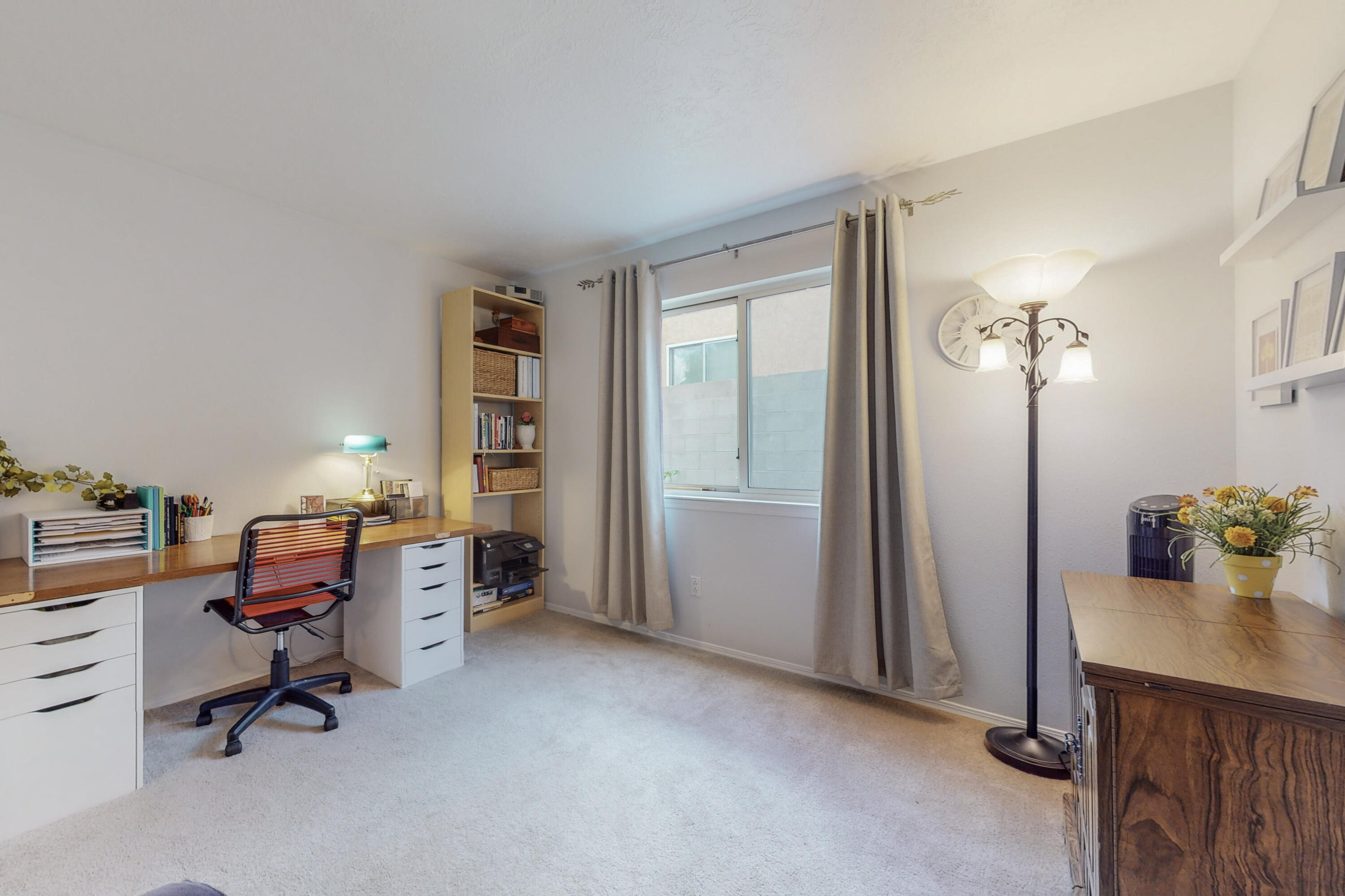 8132 Otero Avenue NE