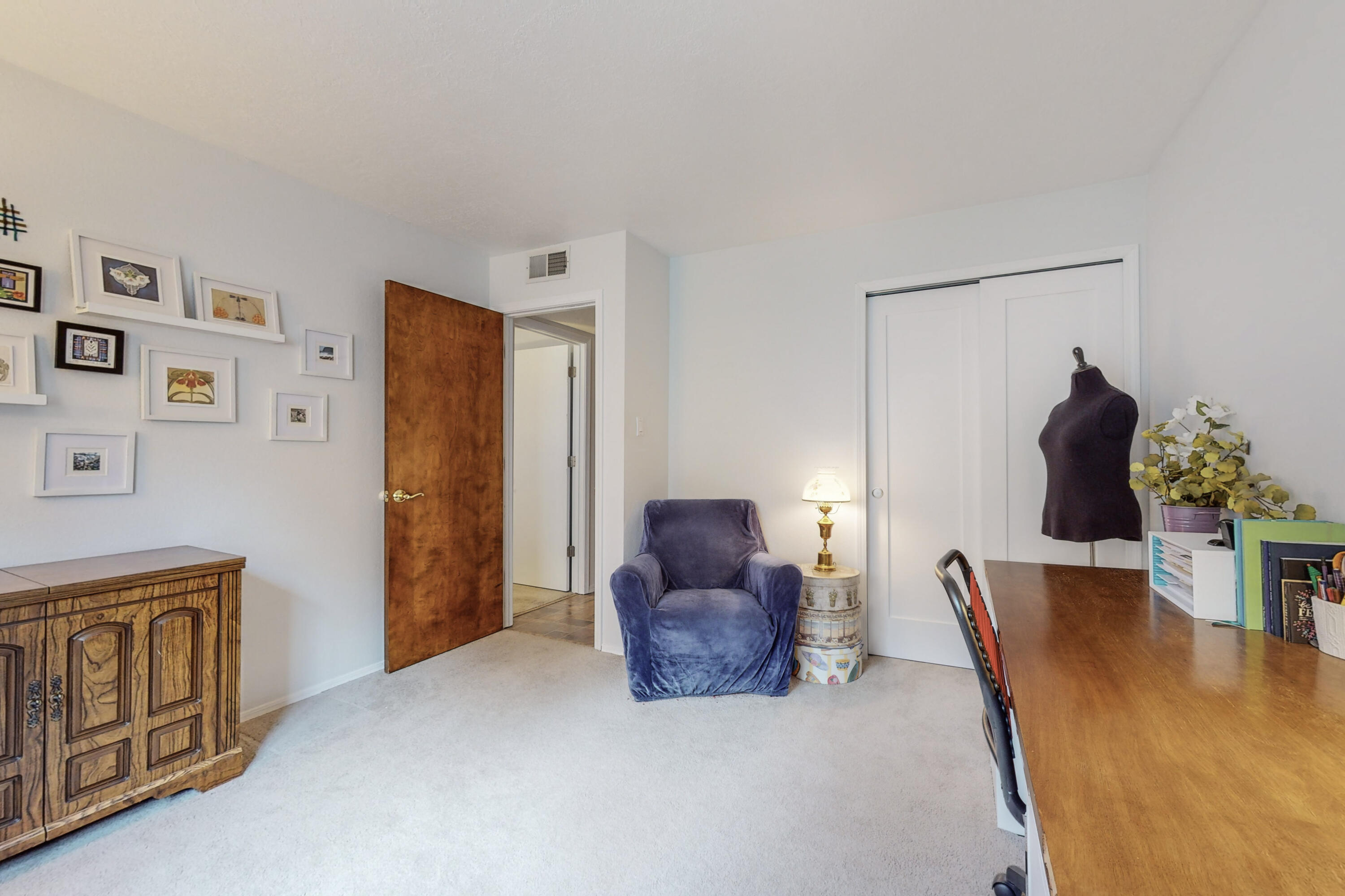 8132 Otero Avenue NE