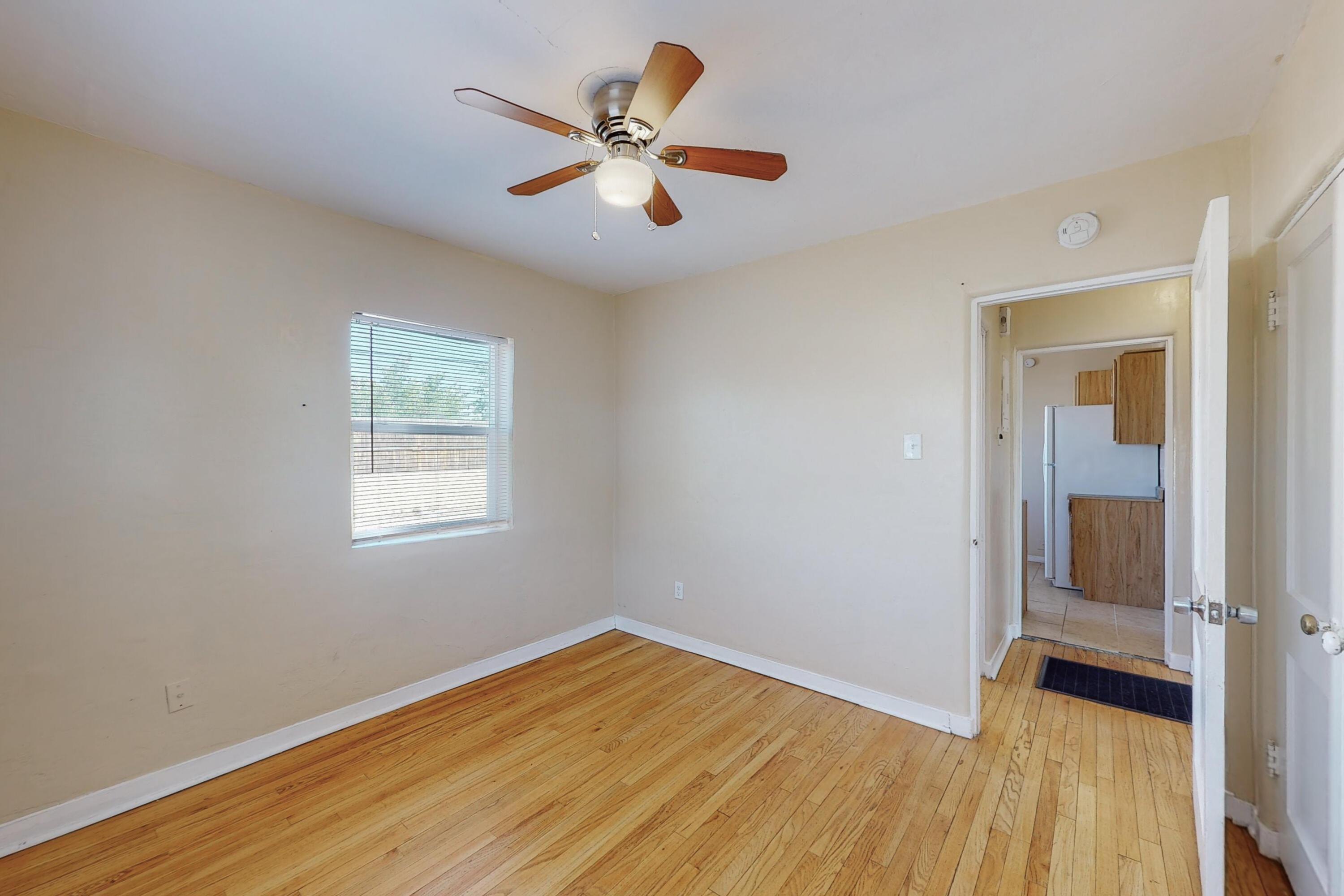 325 Laguayra Drive NE