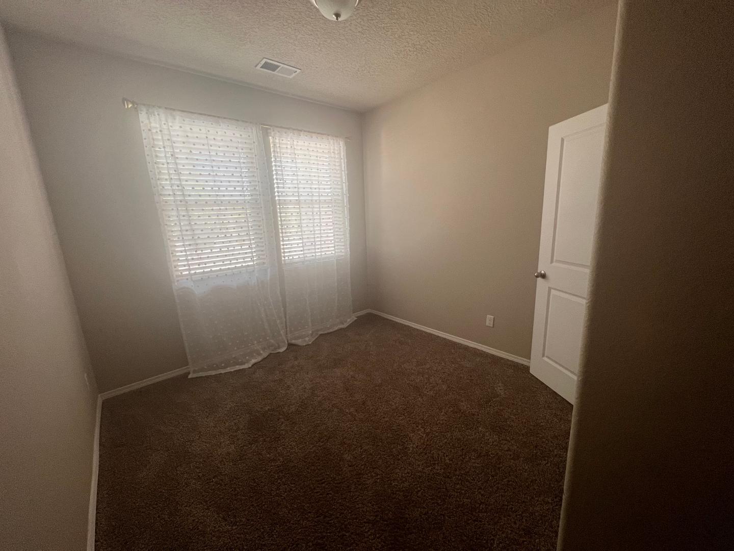 1741 Valle Vista Road NW