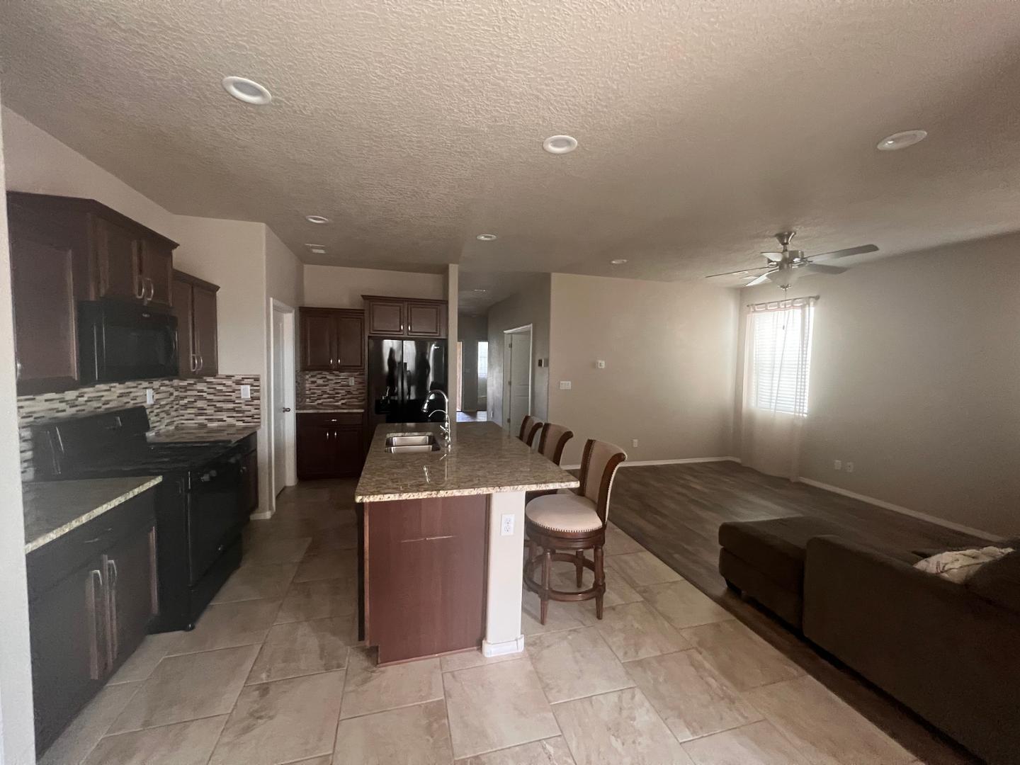 1741 Valle Vista Road NW