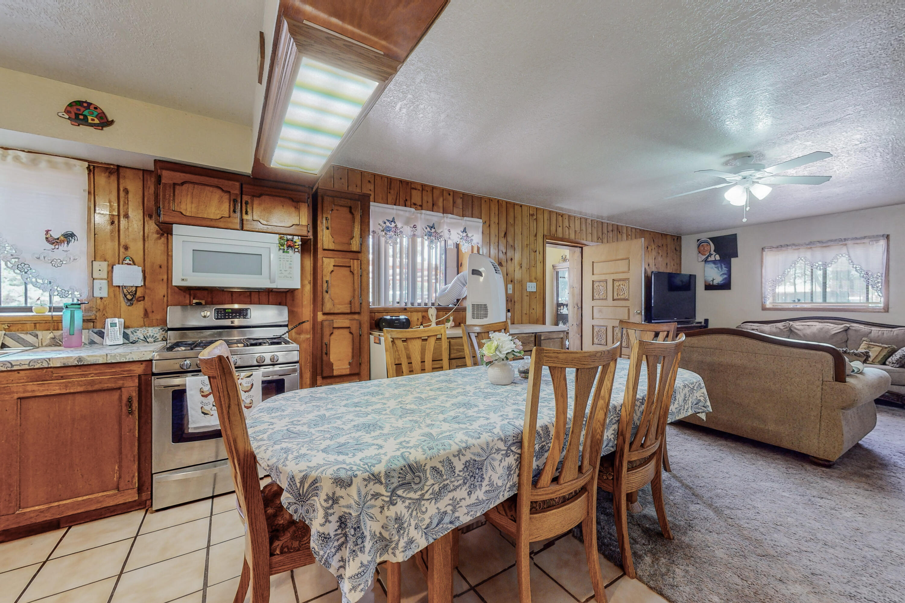 57 Eastside School Road