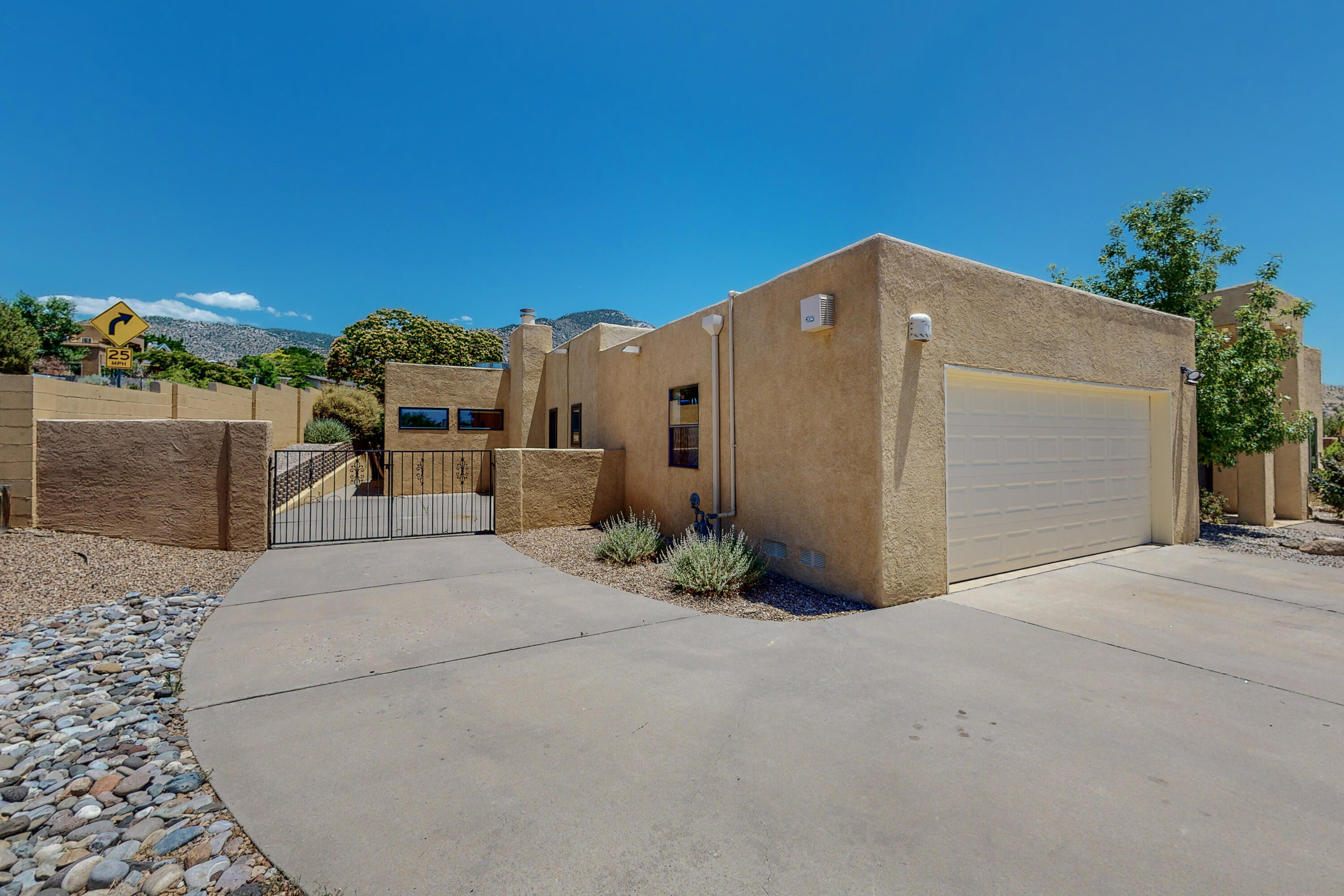 4434 Sherre Drive NE