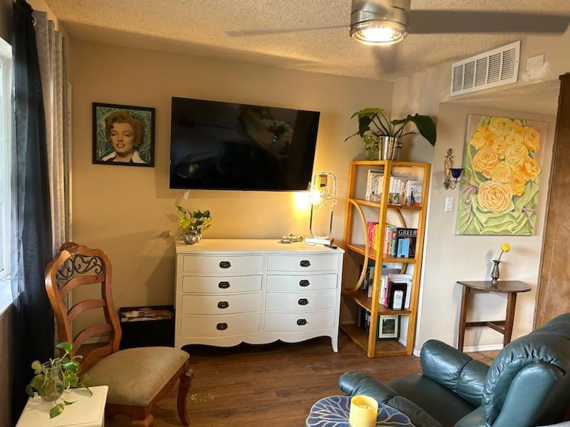 4200 Montgomery Boulevard NE 227