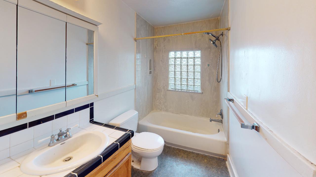 223 Cornell Drive SE