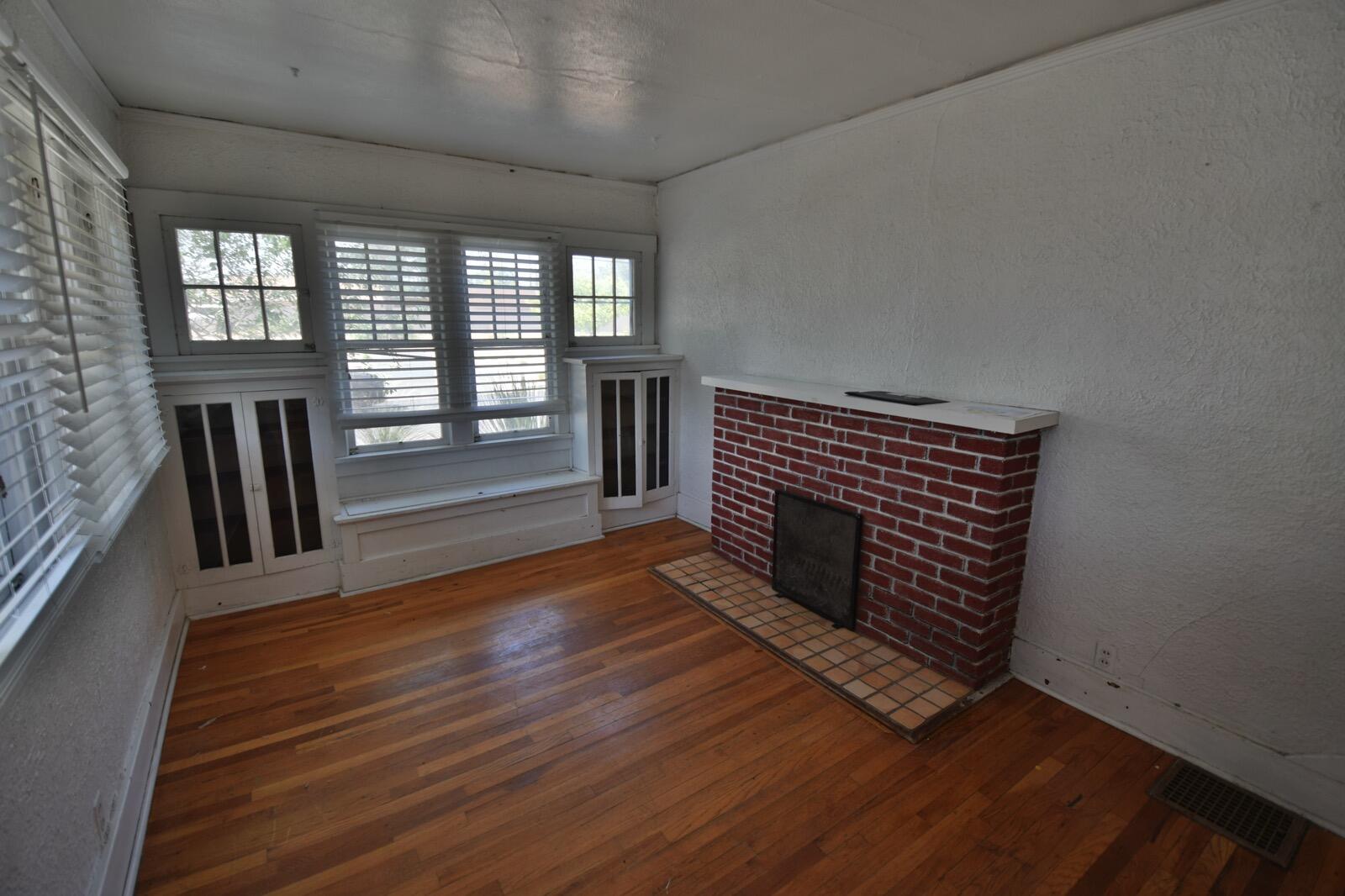 223 Cornell Drive SE