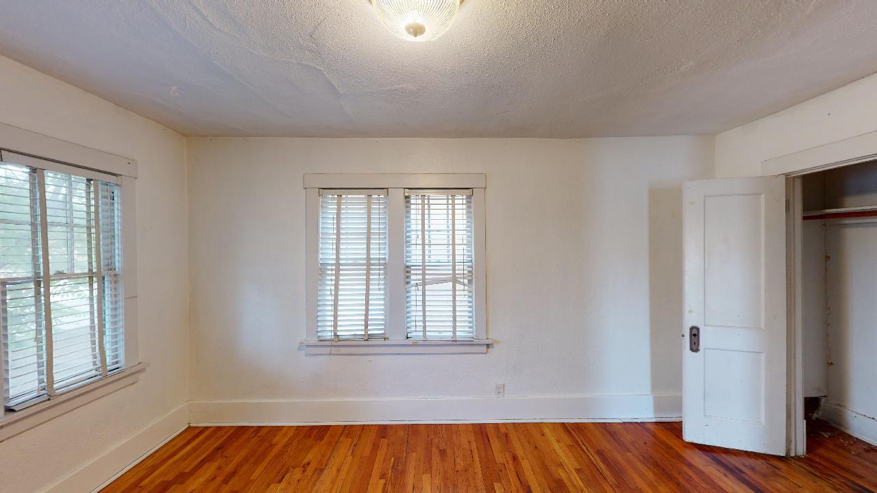 223 Cornell Drive SE