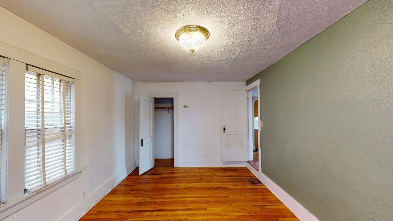 223 Cornell Drive SE