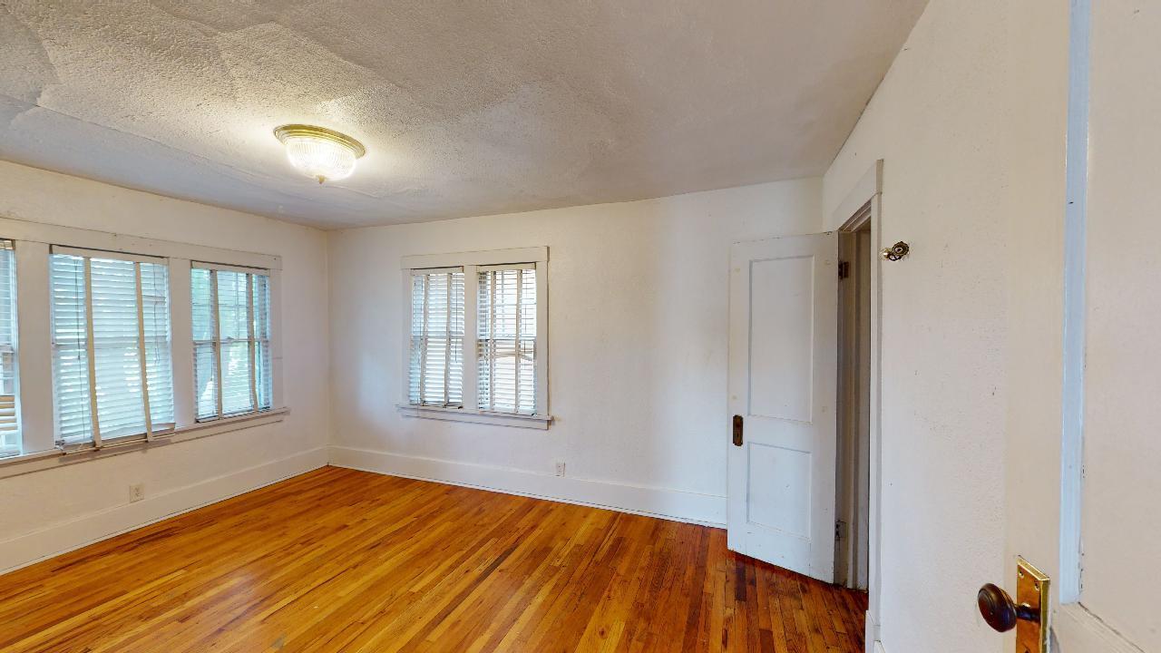 223 Cornell Drive SE