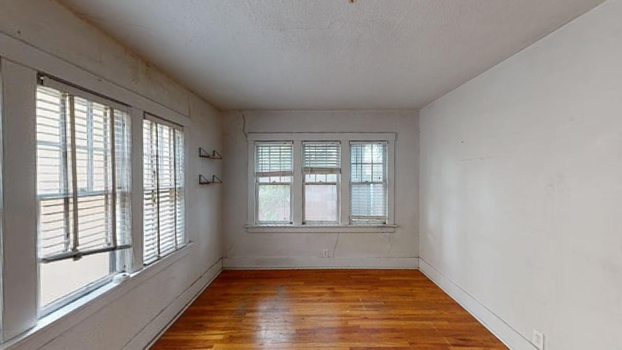 223 Cornell Drive SE