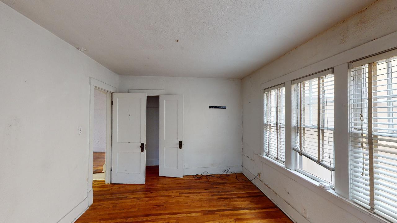 223 Cornell Drive SE