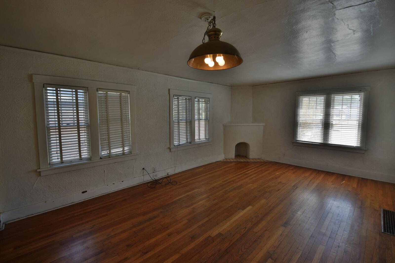 223 Cornell Drive SE