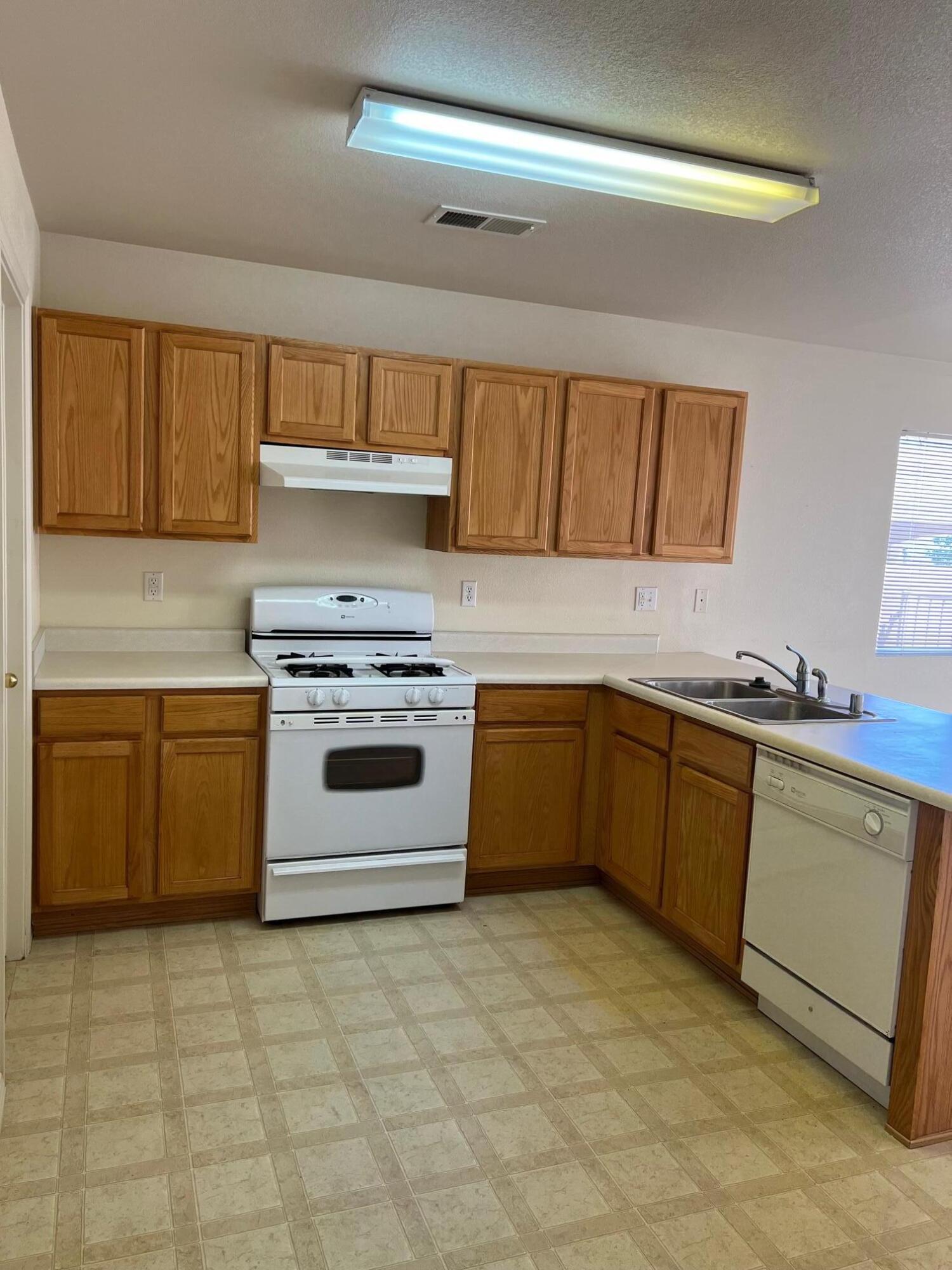 7868 Latir Mesa Road NW