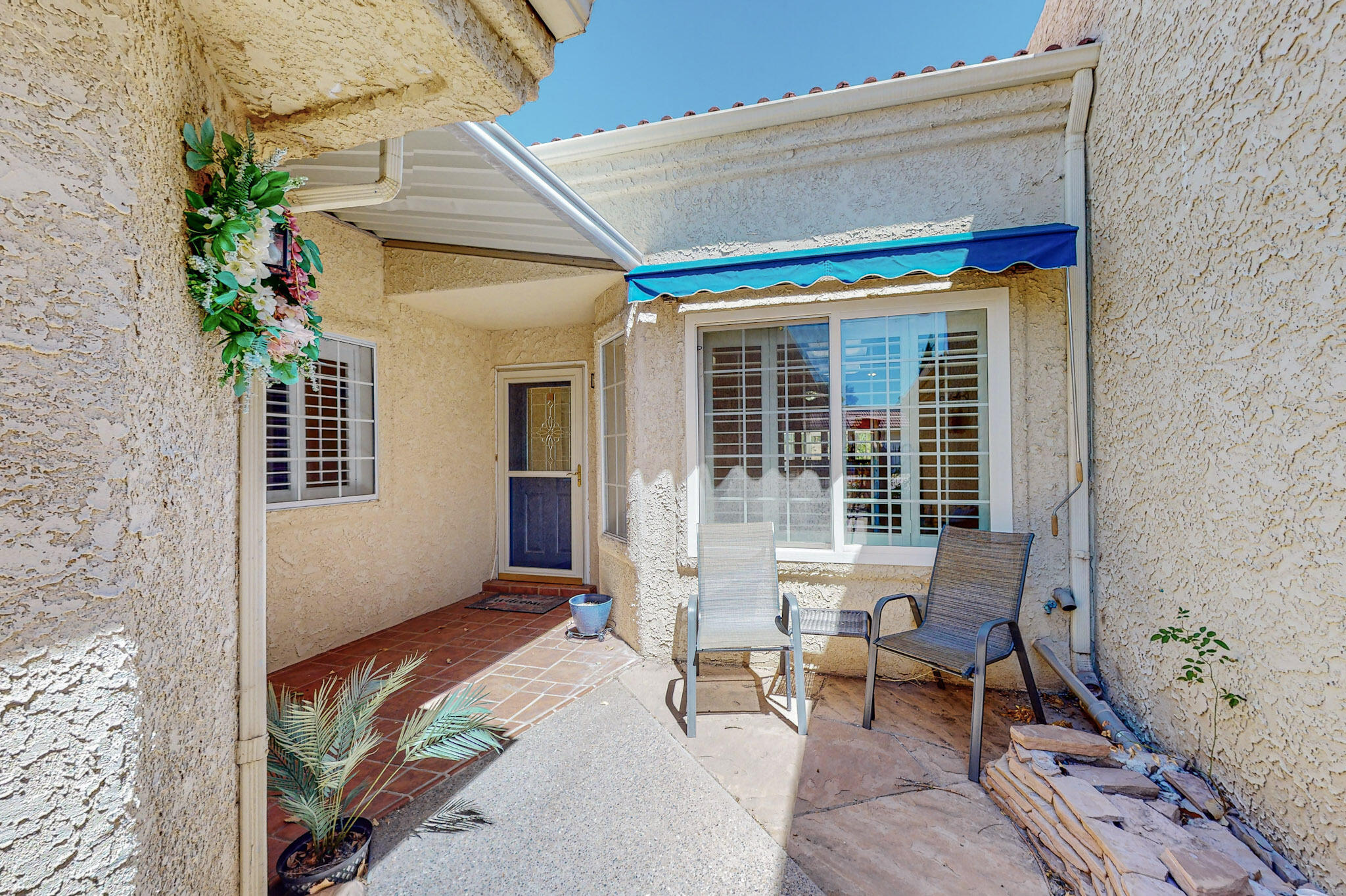 596 Eastlake Drive SE